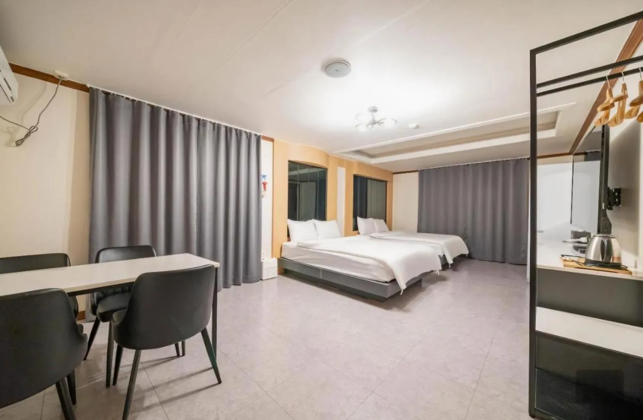 Bed in Donghae Gloria Hotel