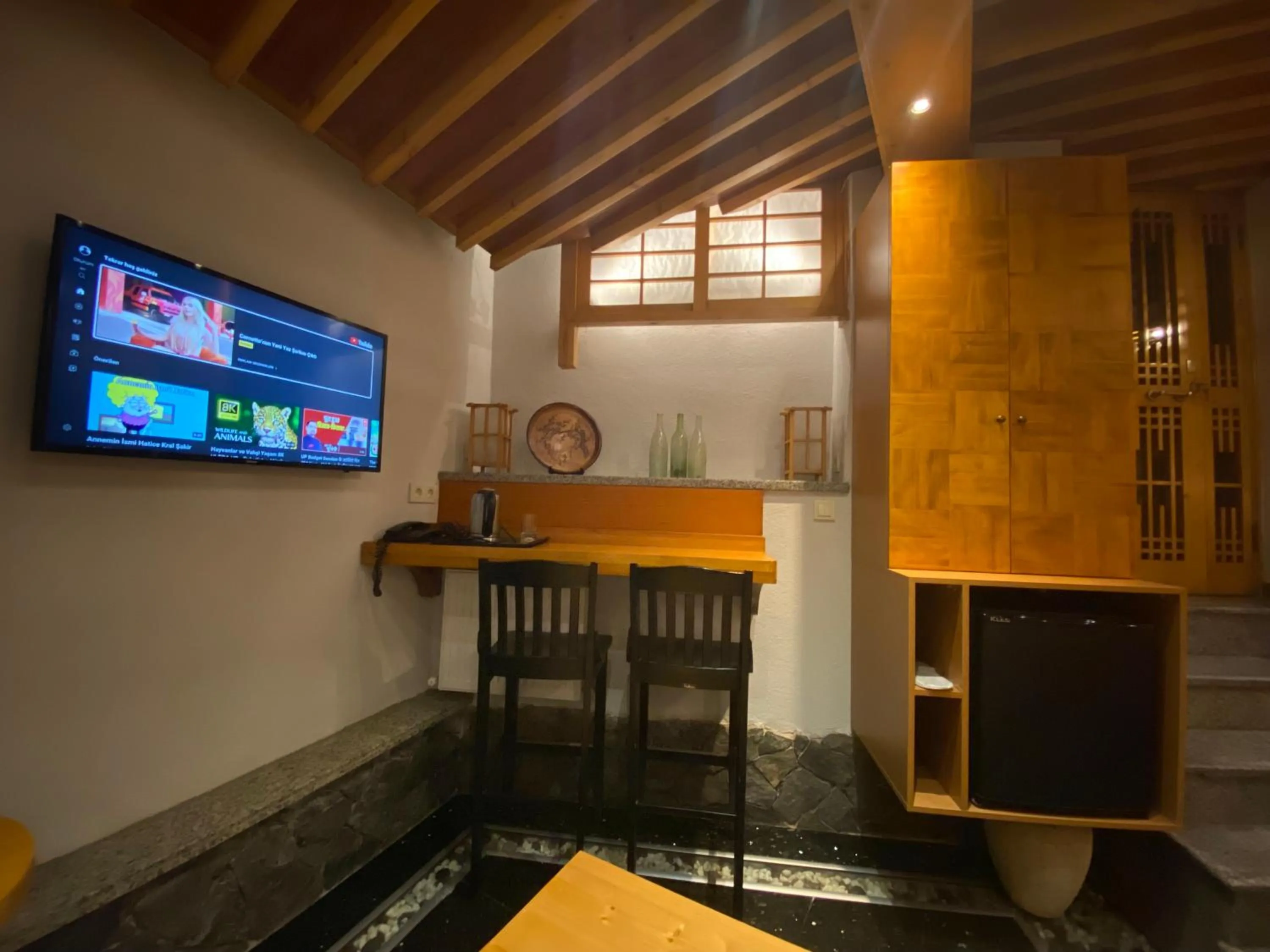 Communal lounge/ TV room in Bunkahaus