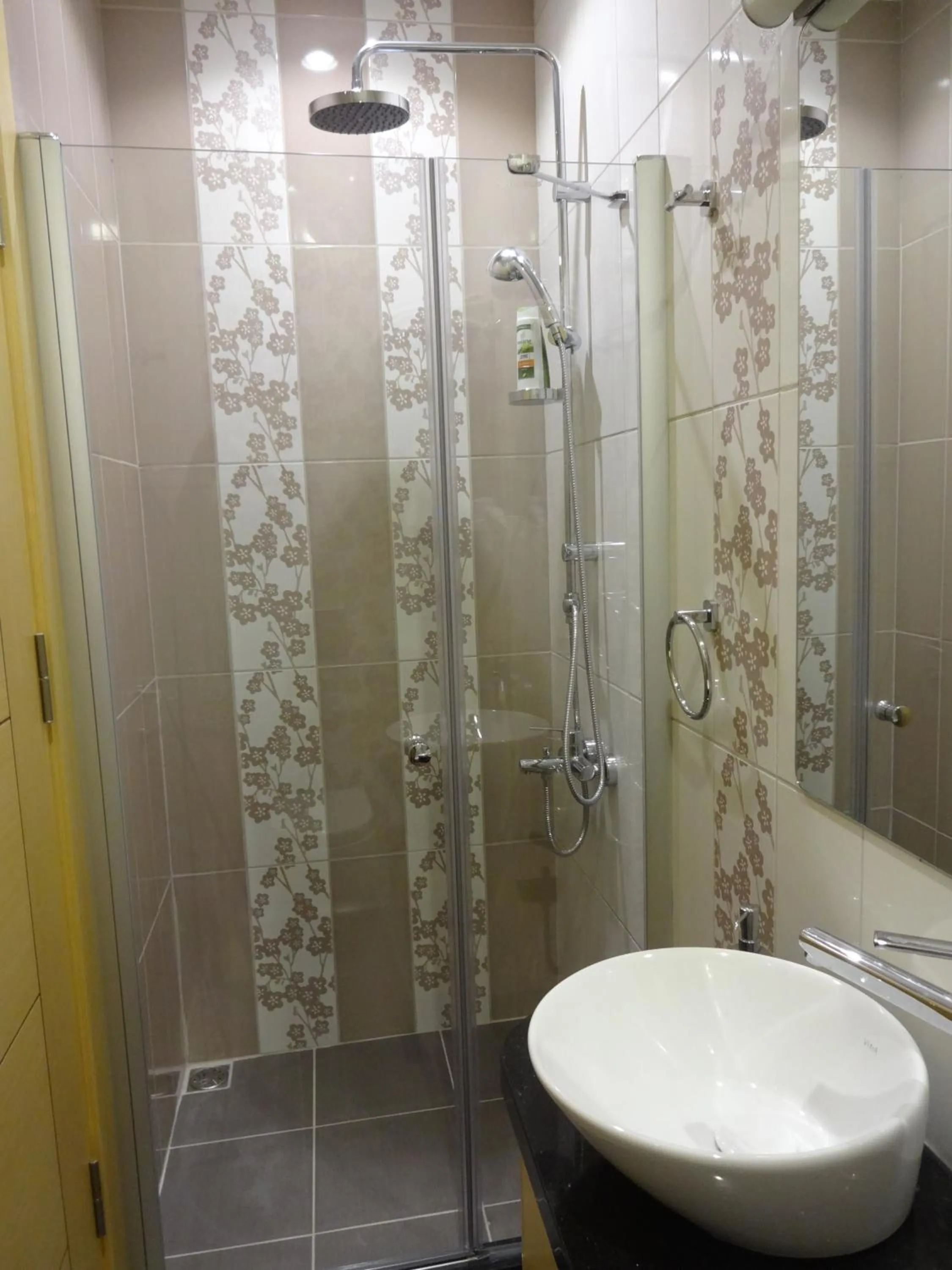 Bathroom in Bunkahaus