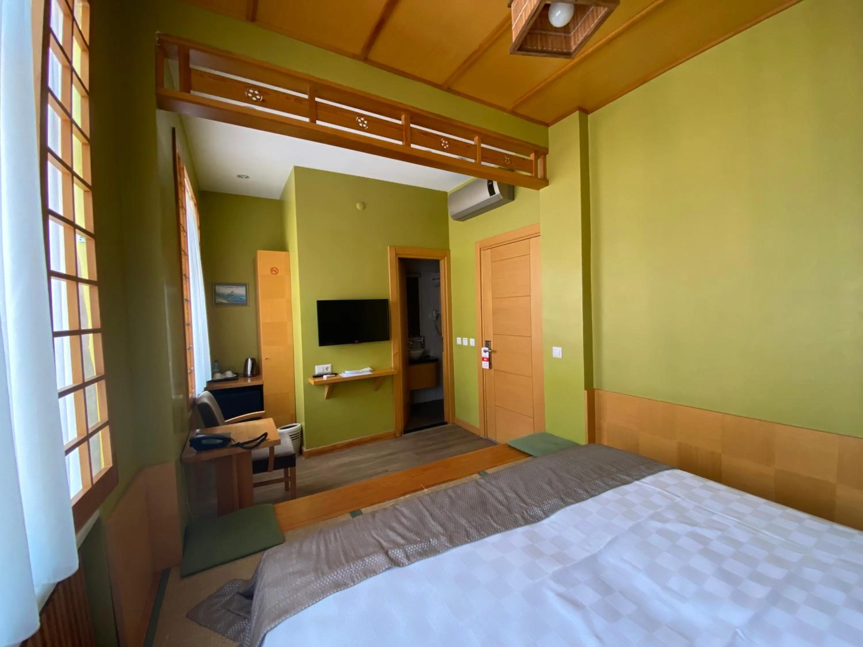 VIP, Bed in Bunkahaus