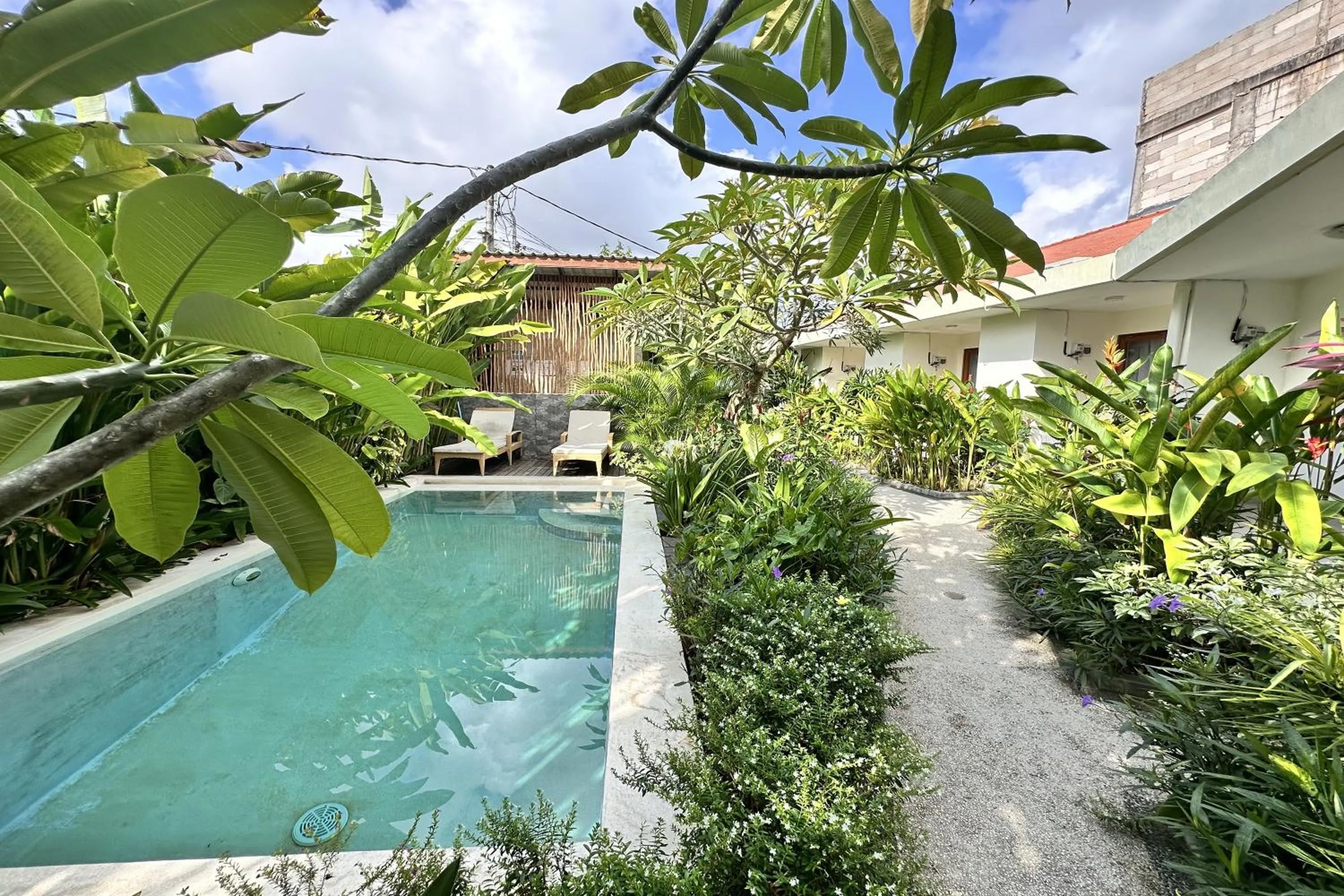 Swimming pool in Mora Residence Jimbaran