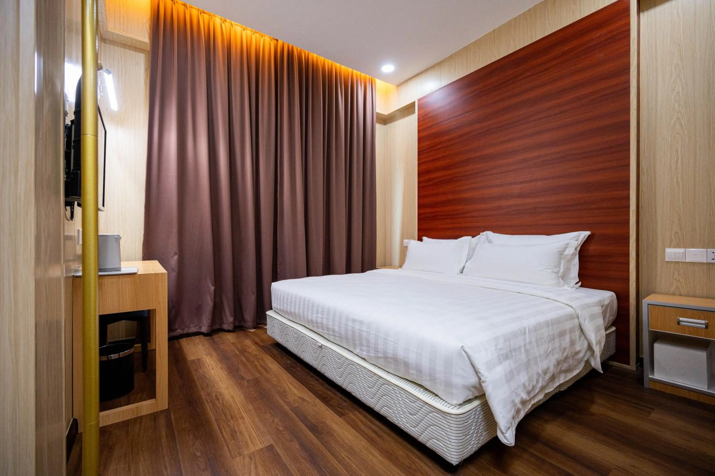 Photo of the whole room, Bed in Semporna Garden Hotel