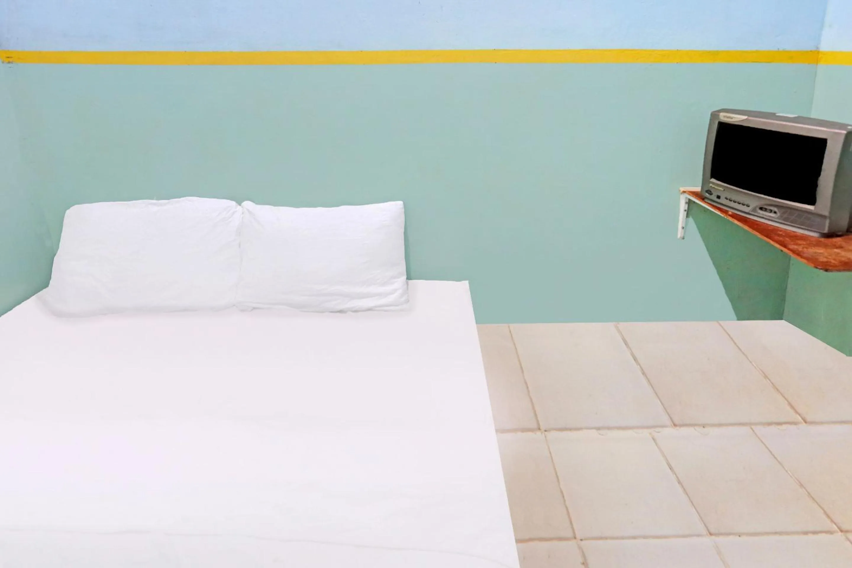 Bedroom, Bed in Hotel O Toyo Homestay Syariah