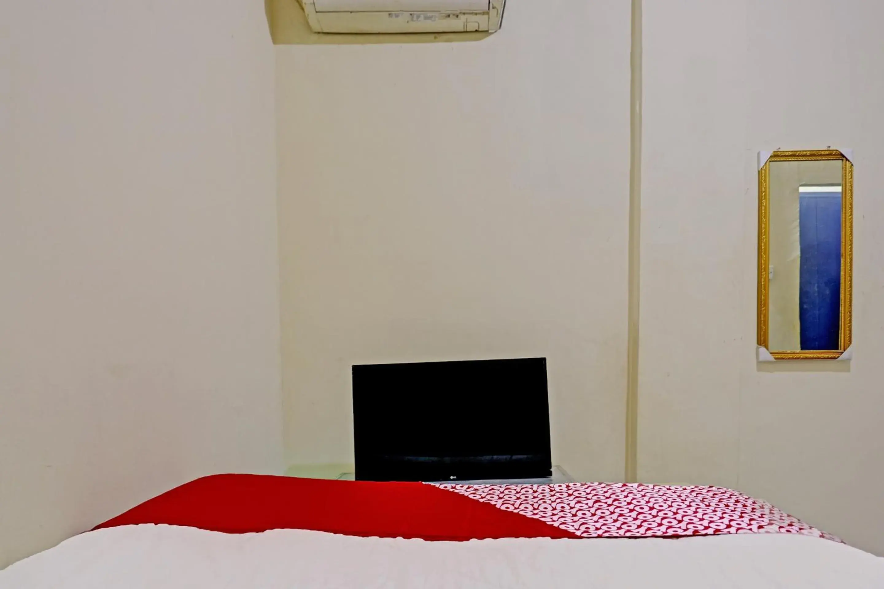 Bedroom in Hotel O Guesthouse Marbella Bedroom in Hotel O Guesthouse Marbella