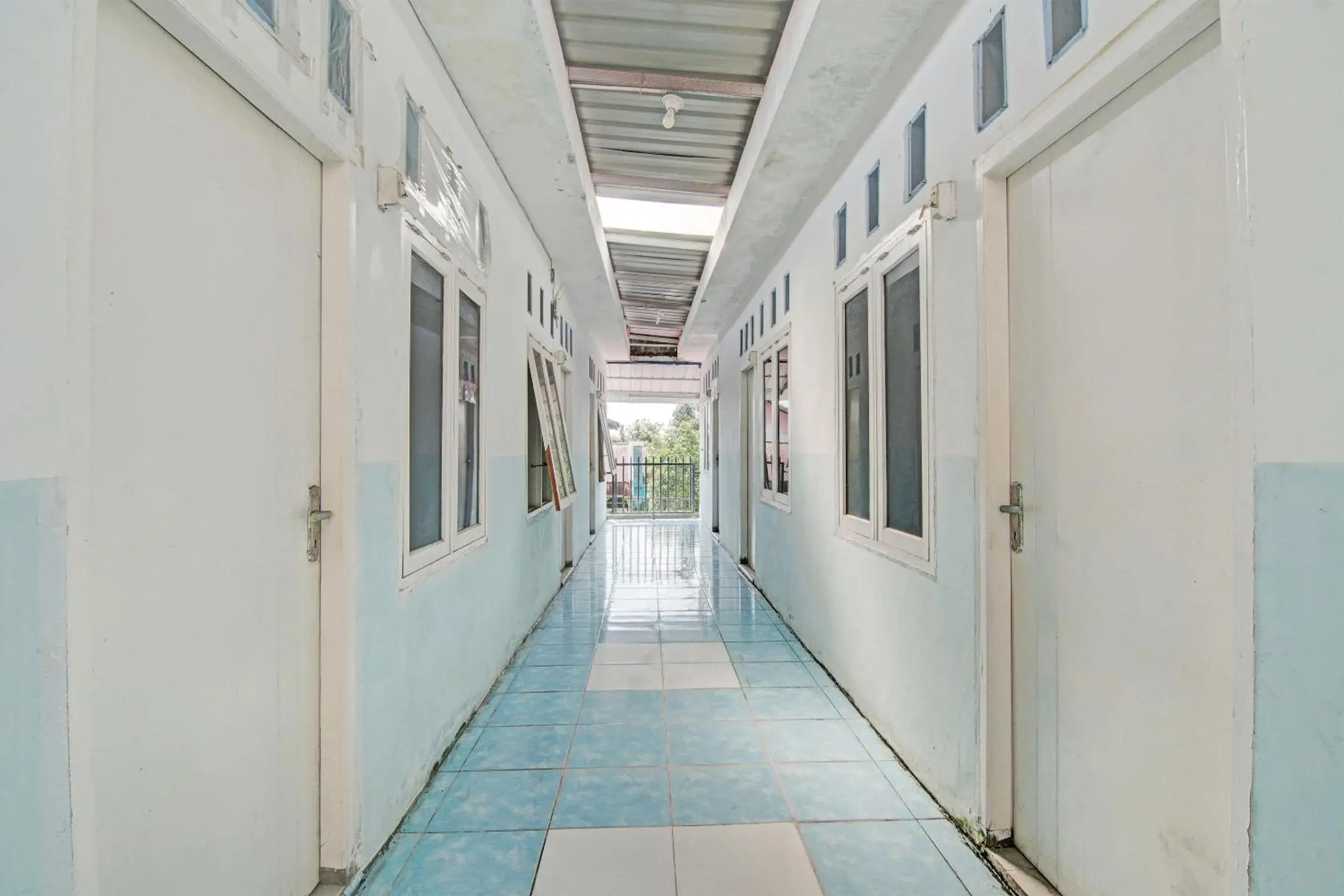 Lobby or reception in Hotel O Marvel House Syariah Lobby or reception in Hotel O Marvel House Syariah