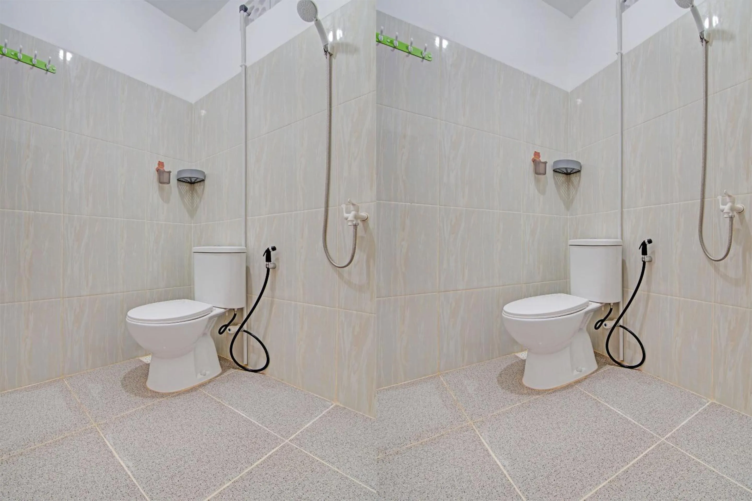 Bathroom in OYO 92946 Dekna Homestay Syariah