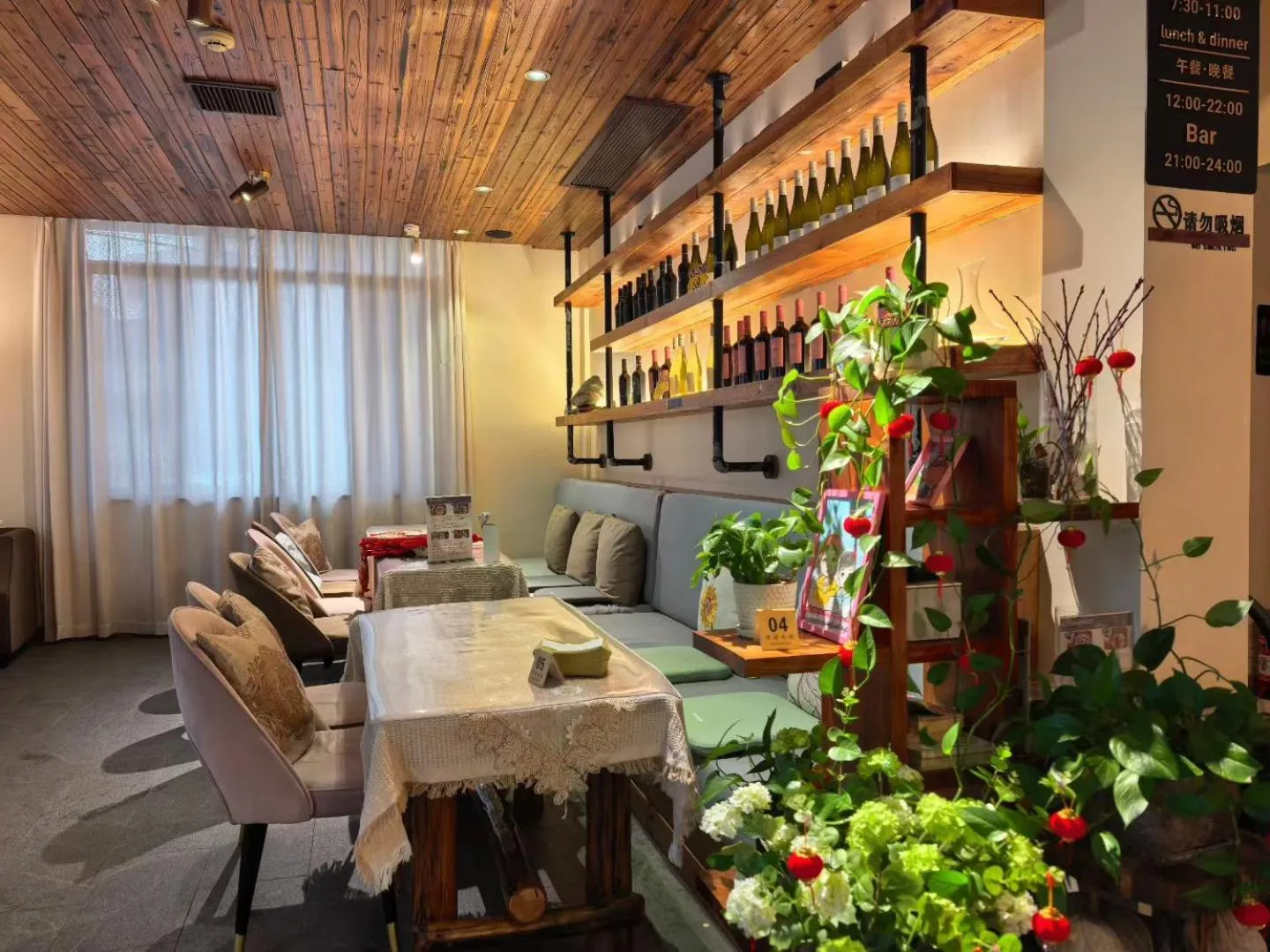 Restaurant/places to eat in Guilin Village Creek Inn -Beside the lake &Fee pick up service over three nights