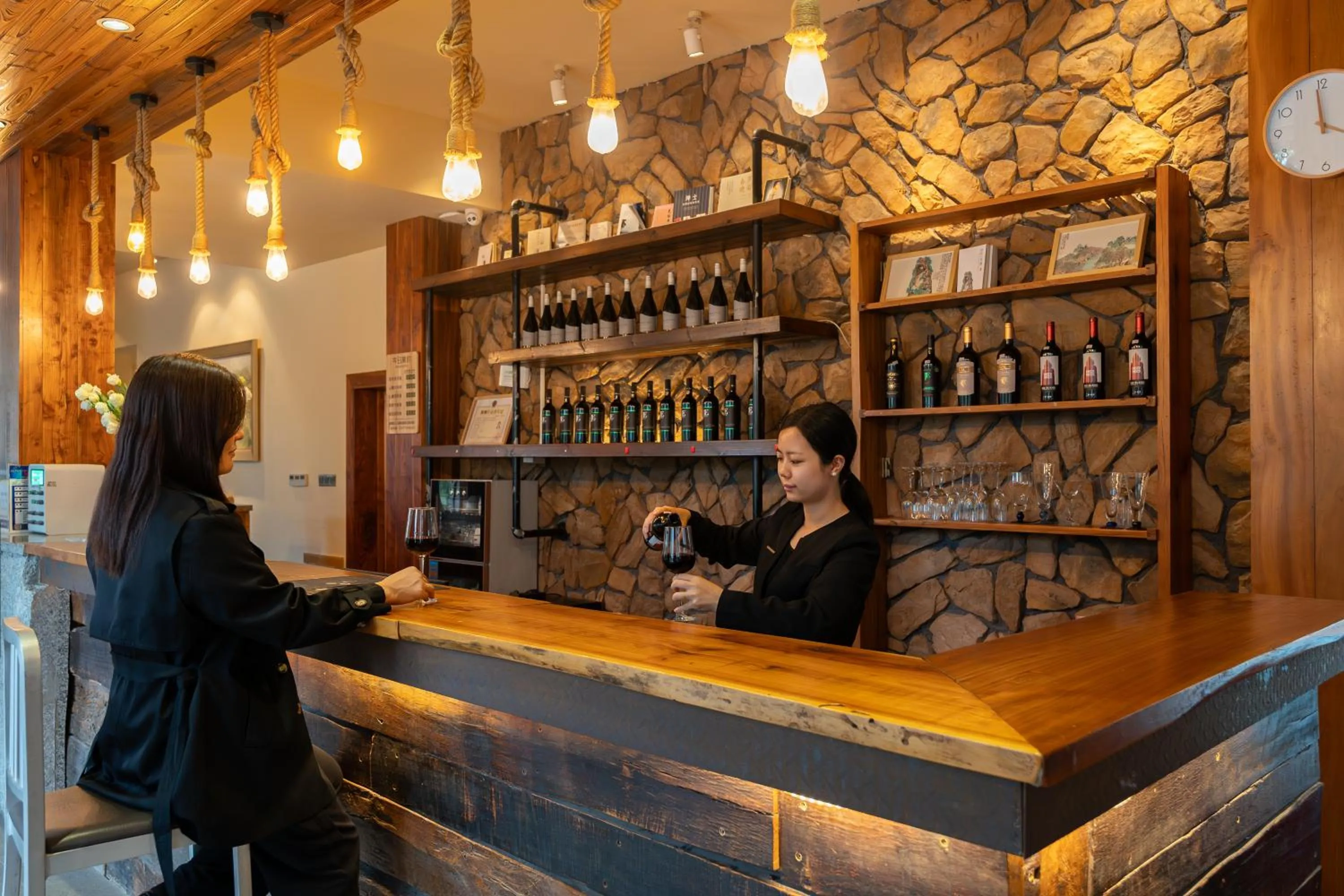 Restaurant/places to eat in Guilin Village Creek Inn -Beside the lake &Fee pick up service over three nights