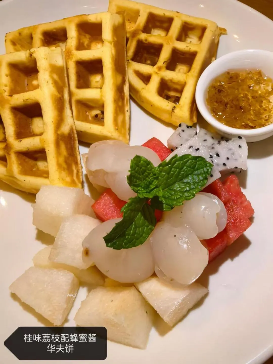 Restaurant/places to eat in Guilin Village Creek Inn -Beside the lake &Fee pick up service over three nights