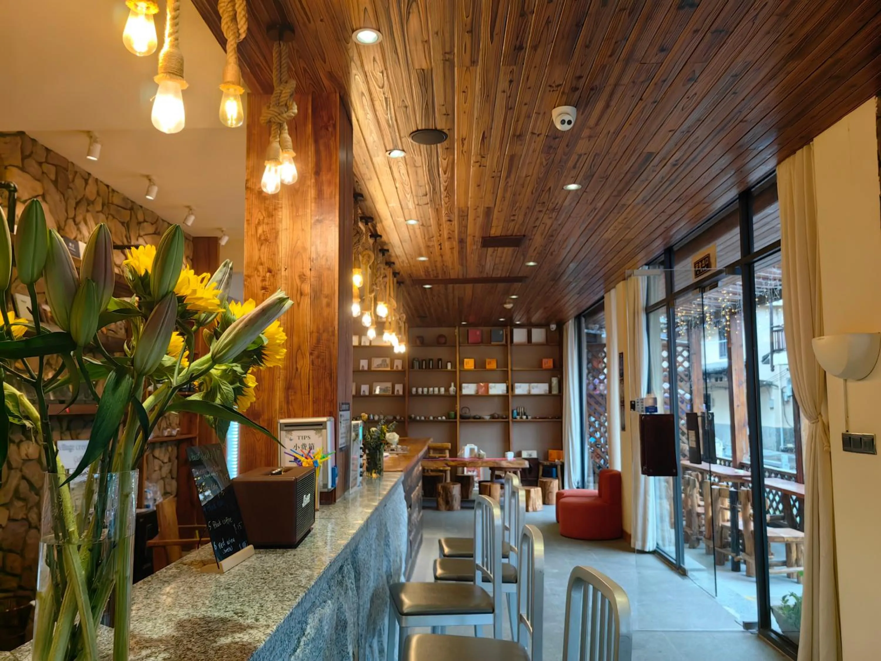Restaurant/places to eat in Guilin Village Creek Inn -Beside the lake &Fee pick up service over three nights