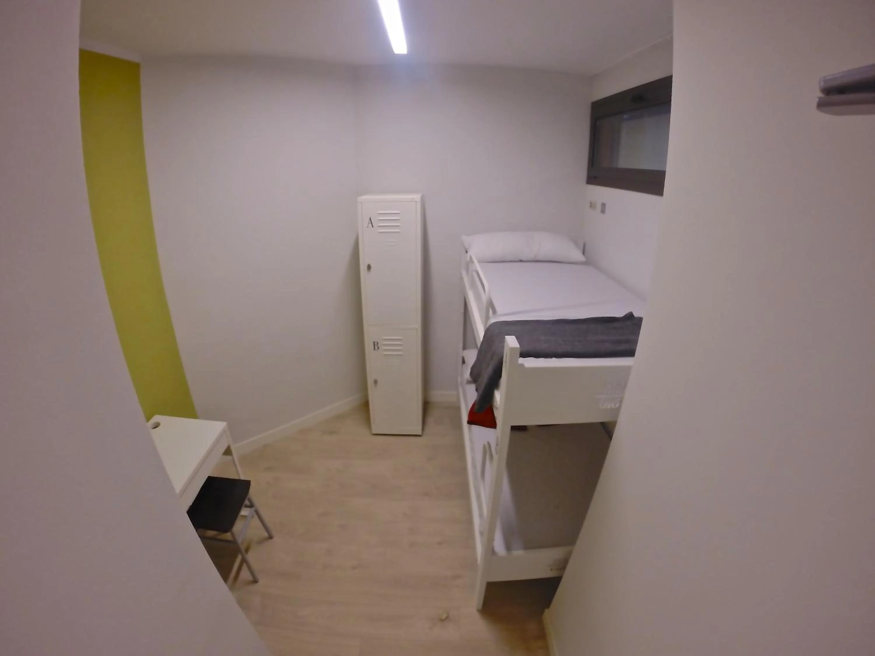 Day, Bed in Room018BCN