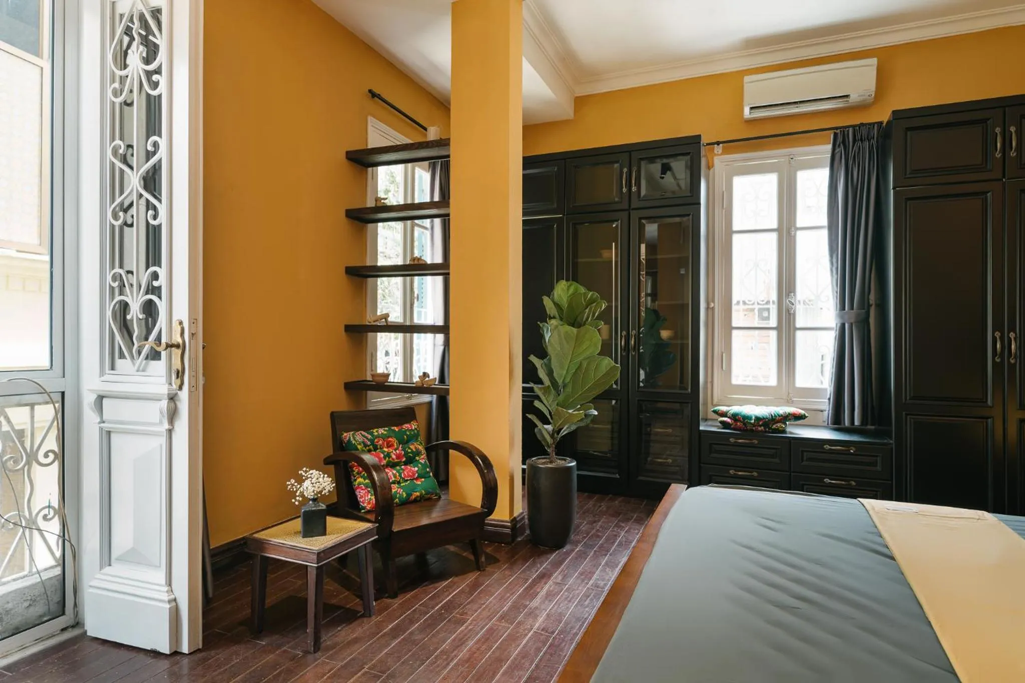 Photo of the whole room, Bed in An Nam Art House