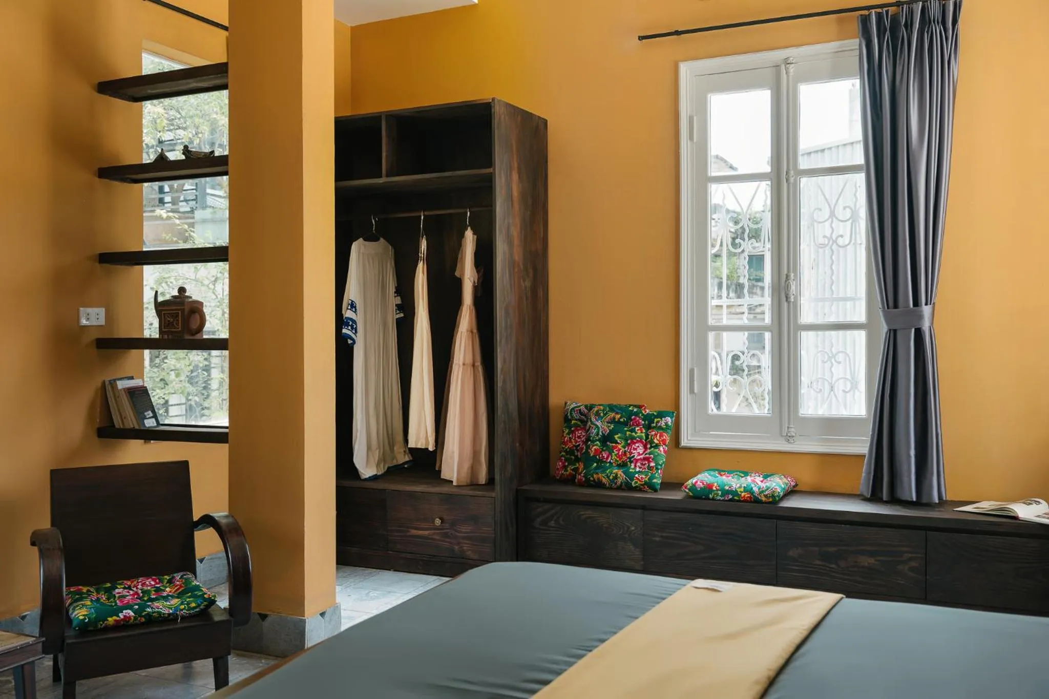 wardrobe, Bed in An Nam Art House