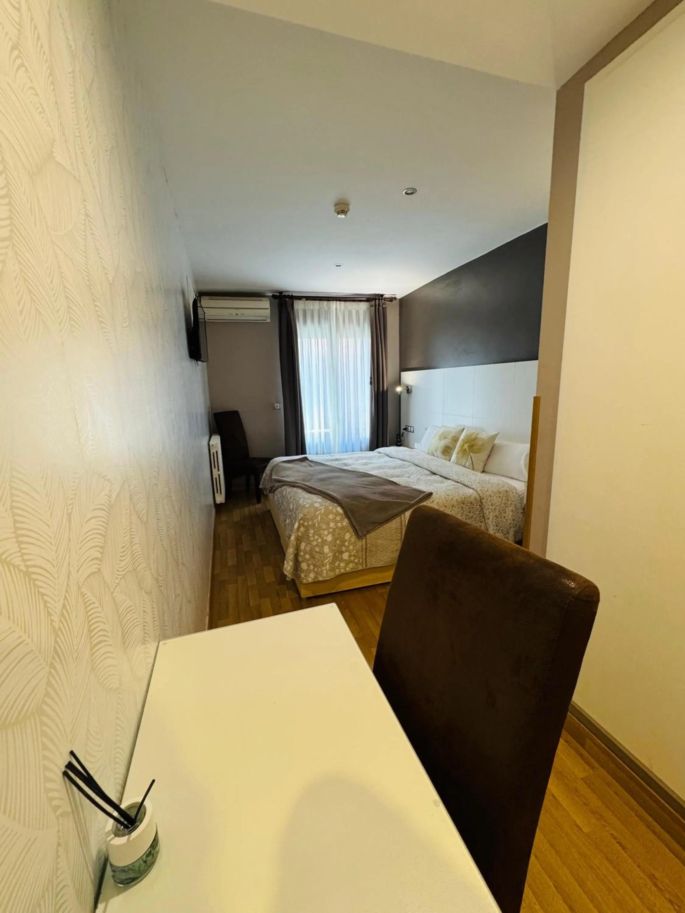 Bed in Hotel El Acebo