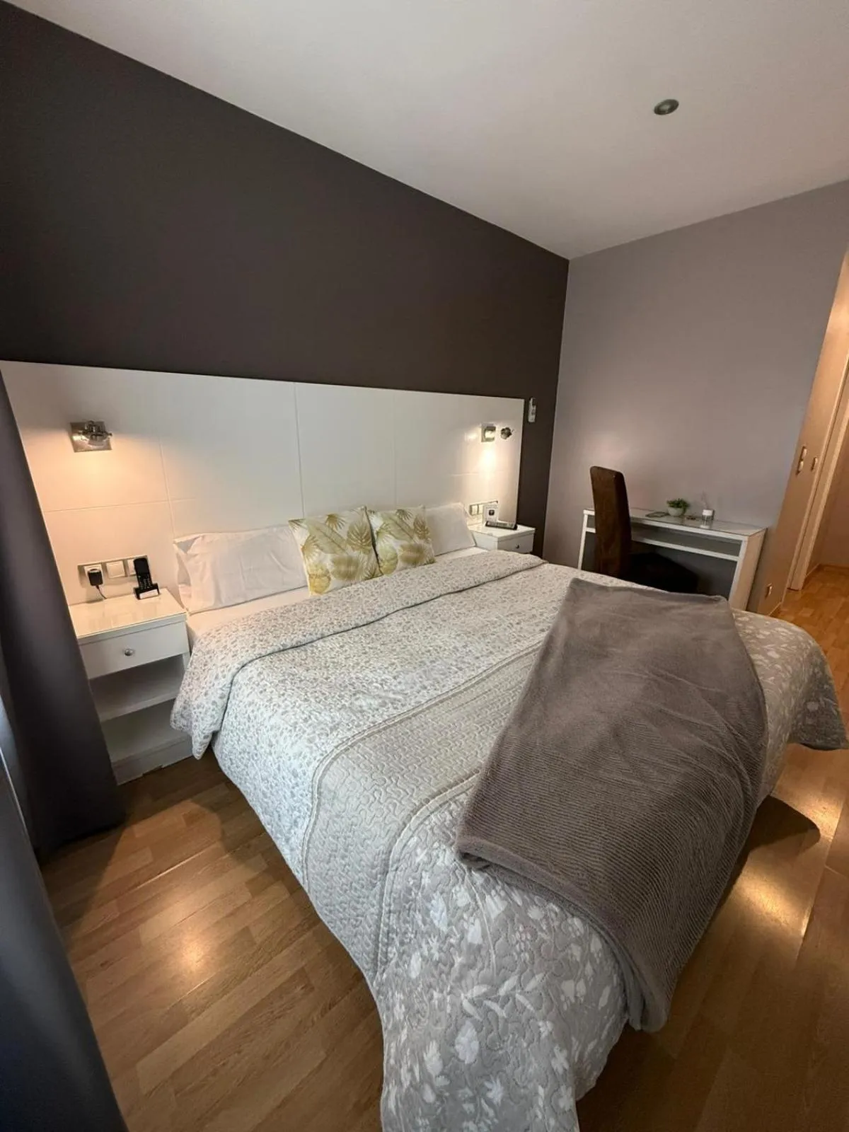 Bed in Hotel El Acebo