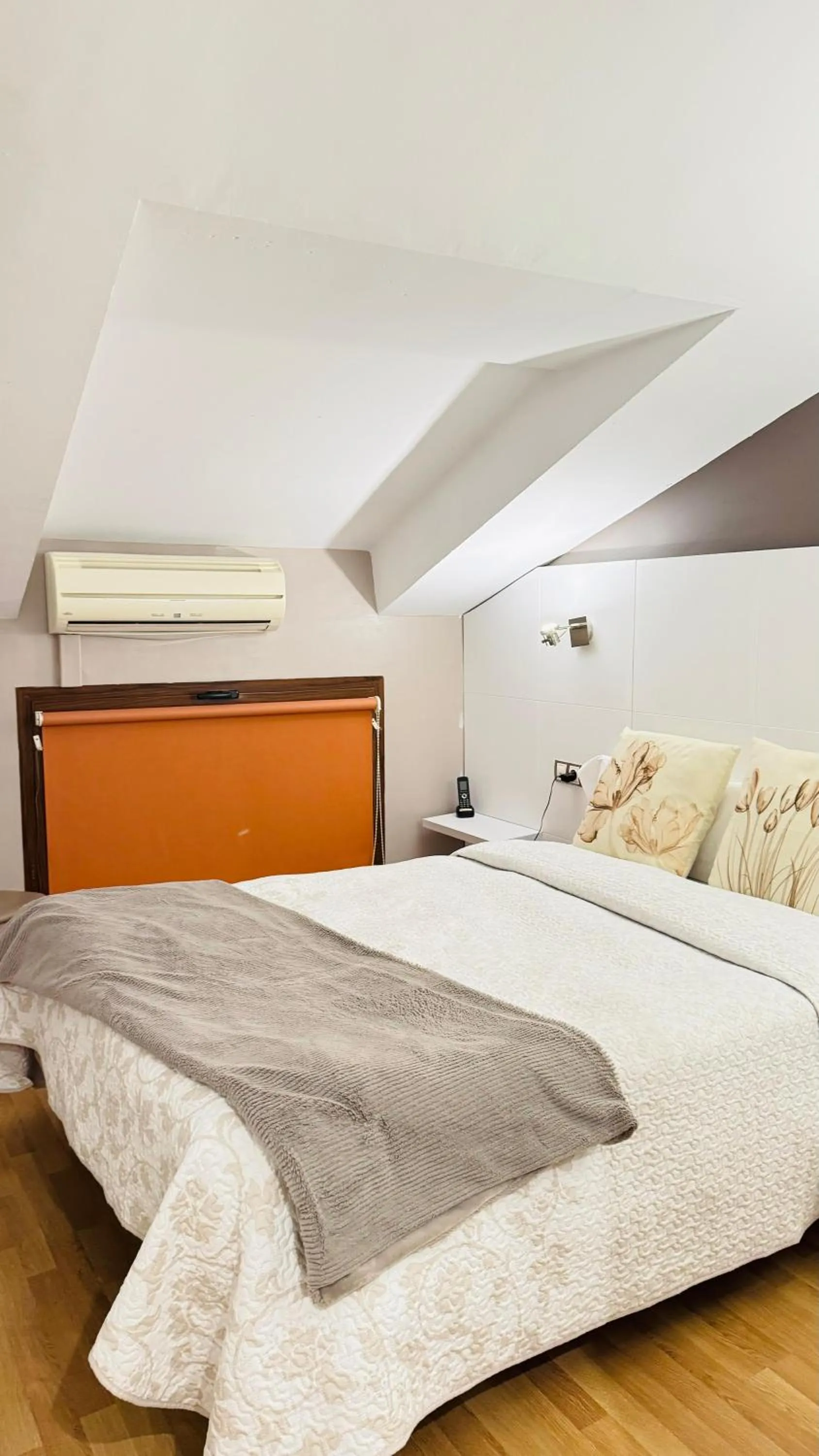 Bed in Hotel El Acebo