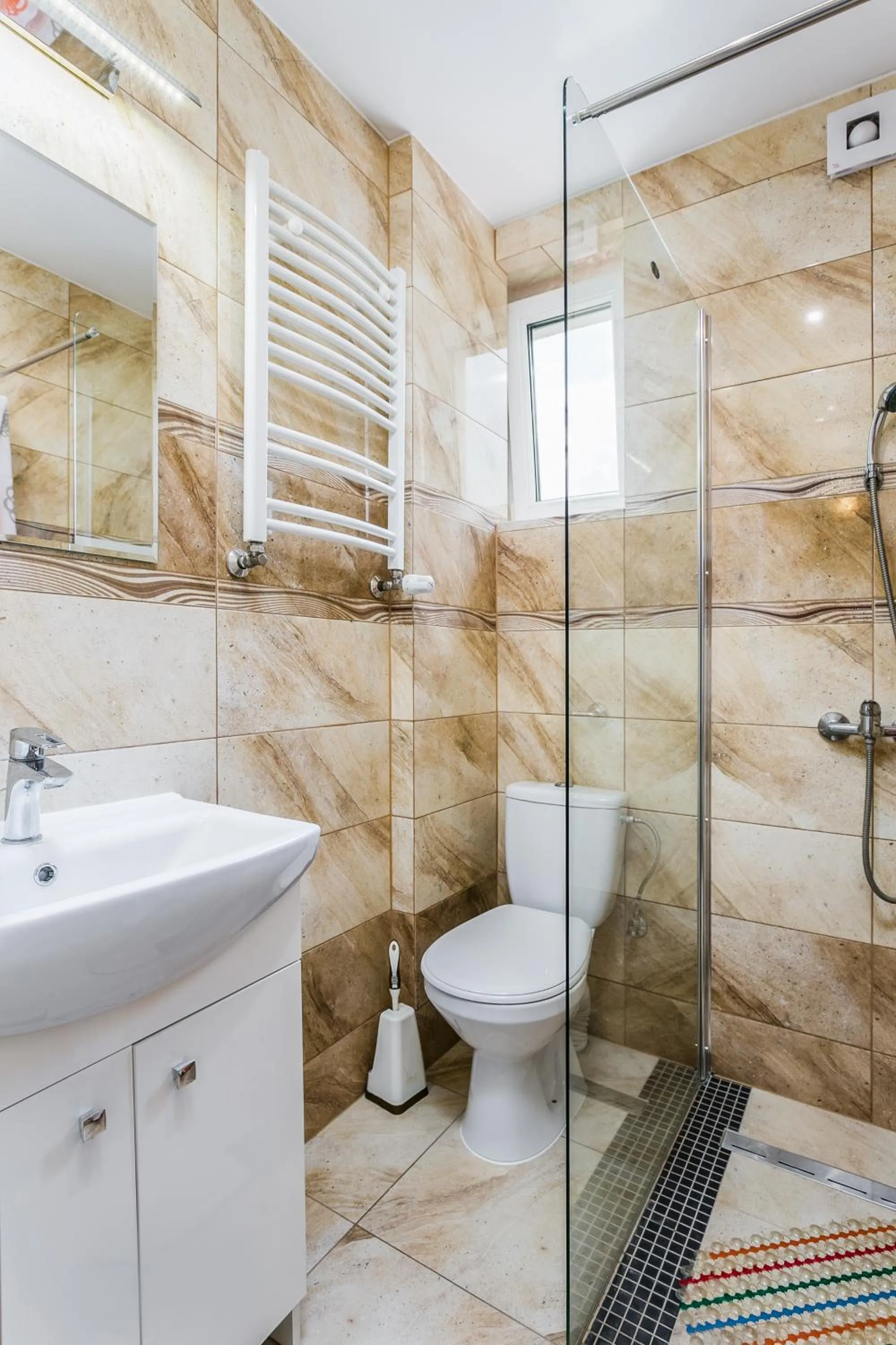 Toilet in Dom Gościnny Marcela