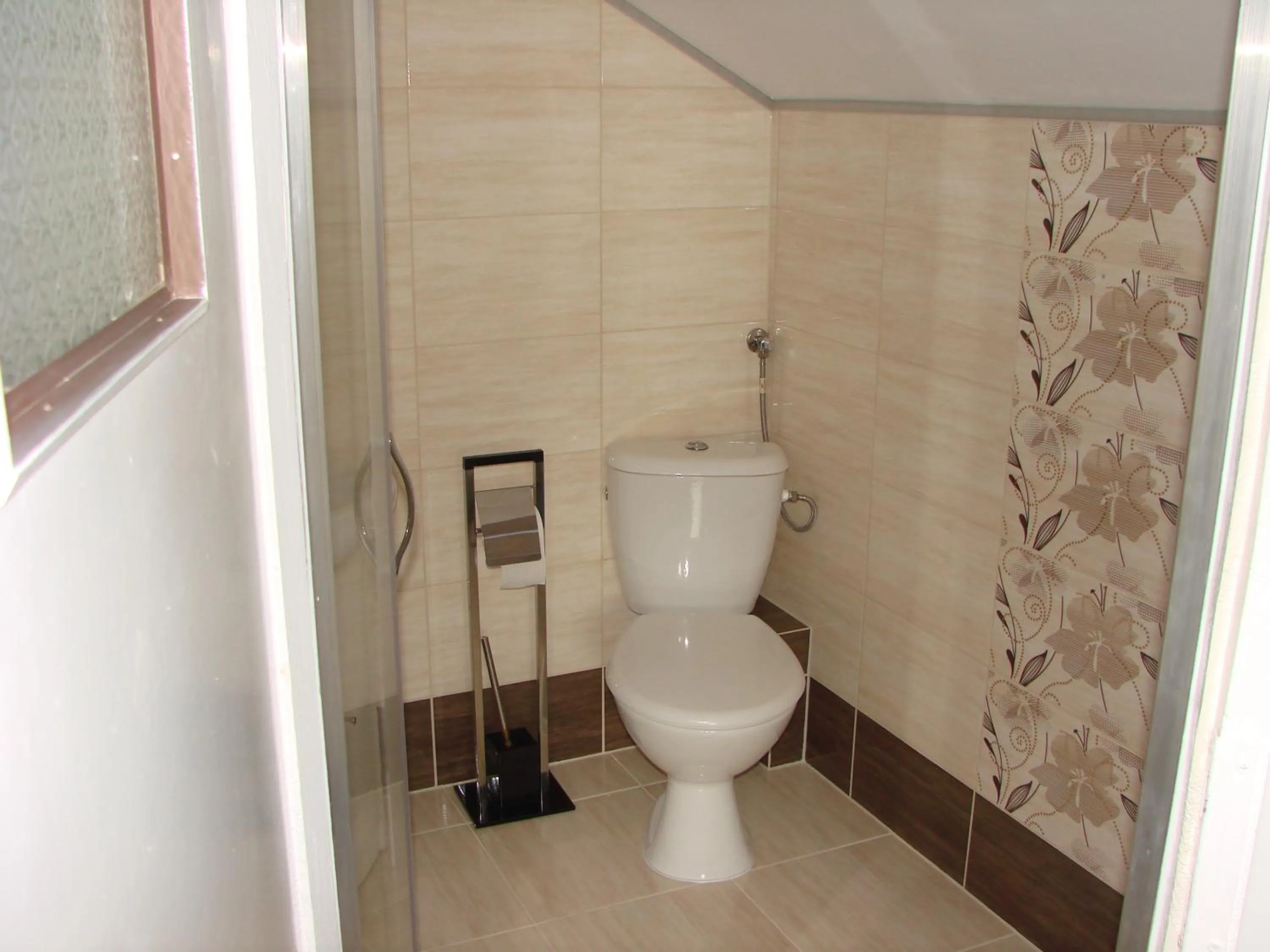 Toilet in Dom Gościnny Marcela