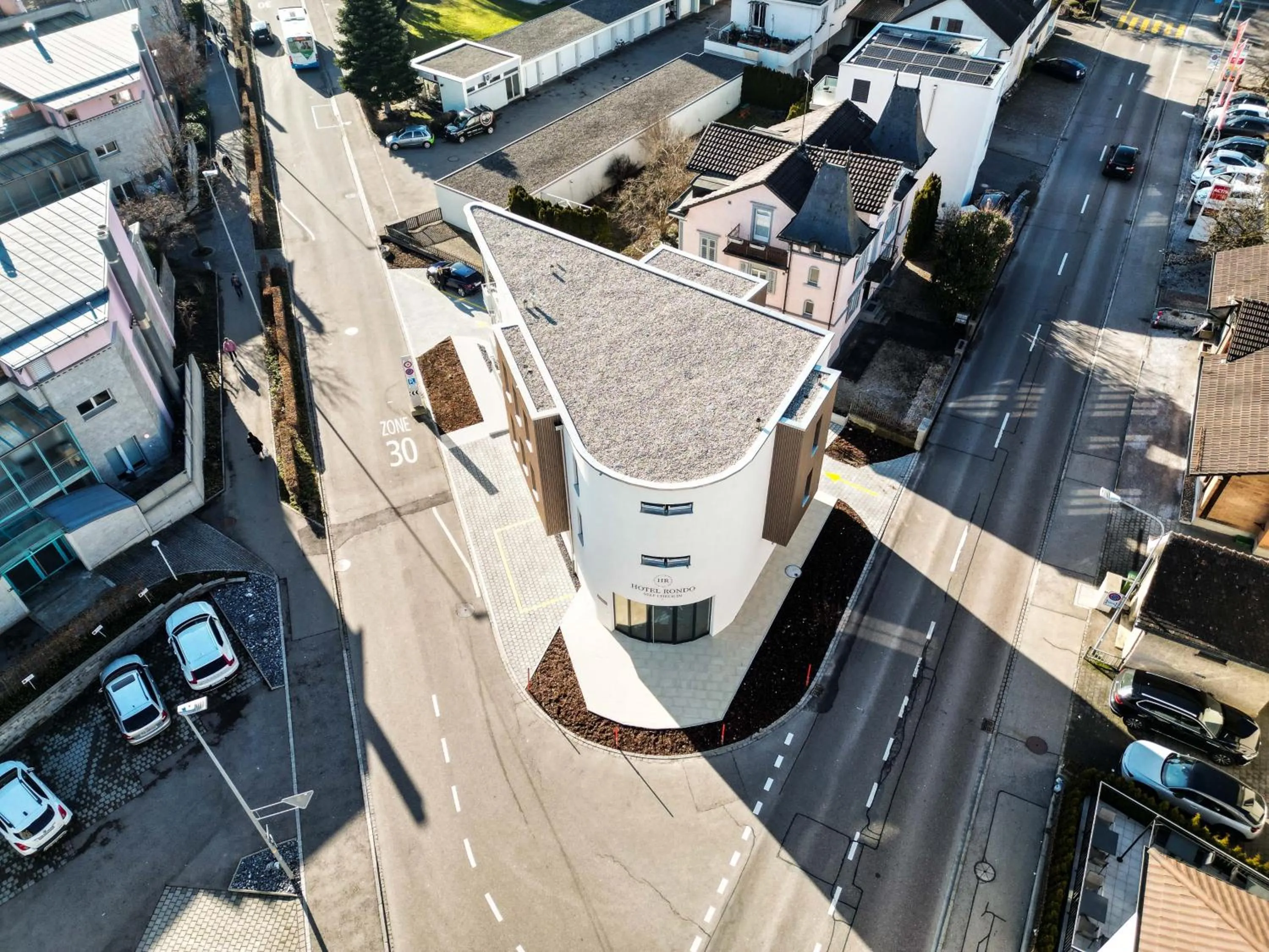 Property building in Hotel Rondo - Self-Check-in