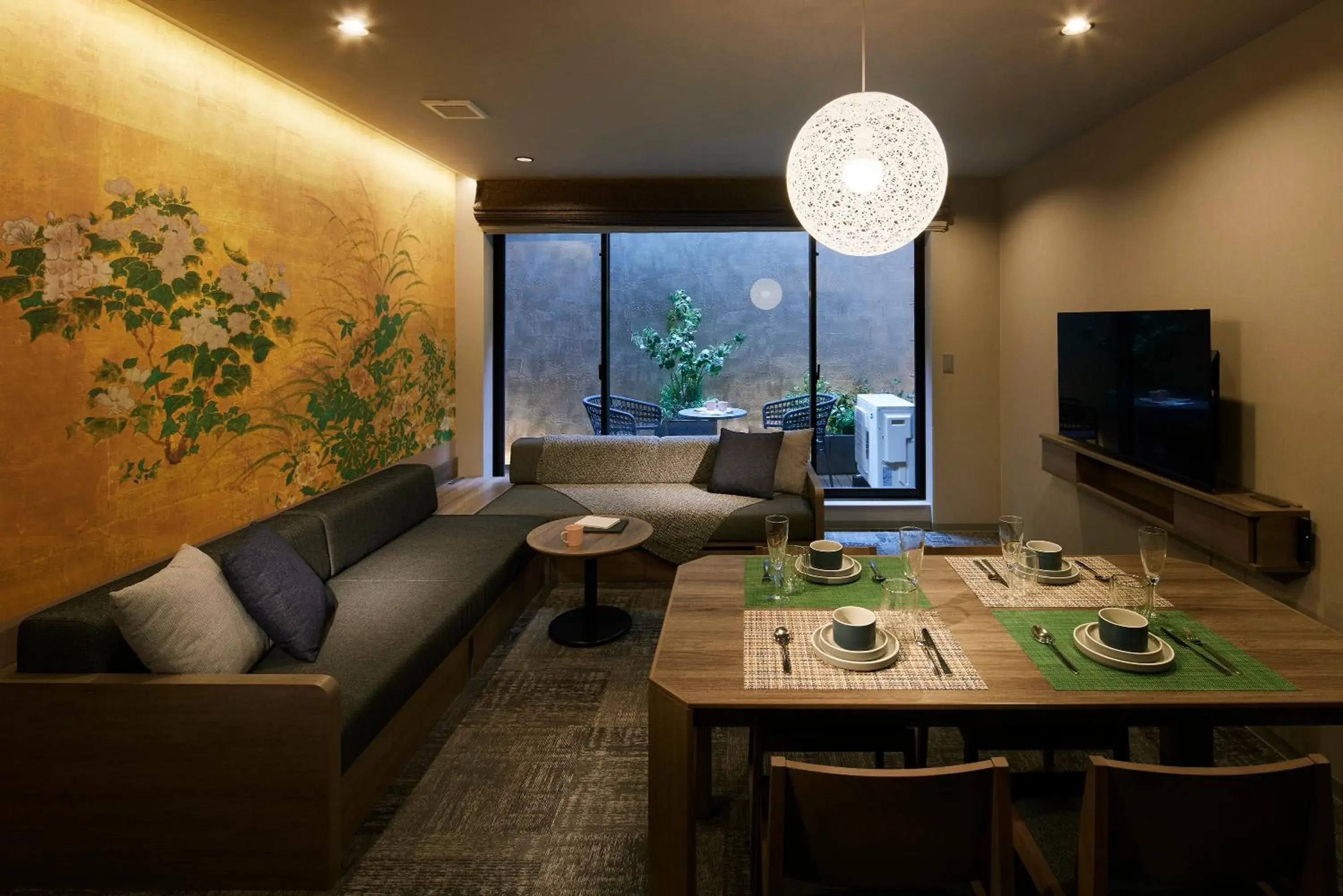 Deluxe 1 bedroom with 4 beds (with Terrace & Private Sauna Experience 17:30-19:00) in Minn Gion Sanjo Deluxe 1 bedroom with 4 beds (with Terrace & Private Sauna Experience 17:30-19:00) in Minn Gion Sanjo