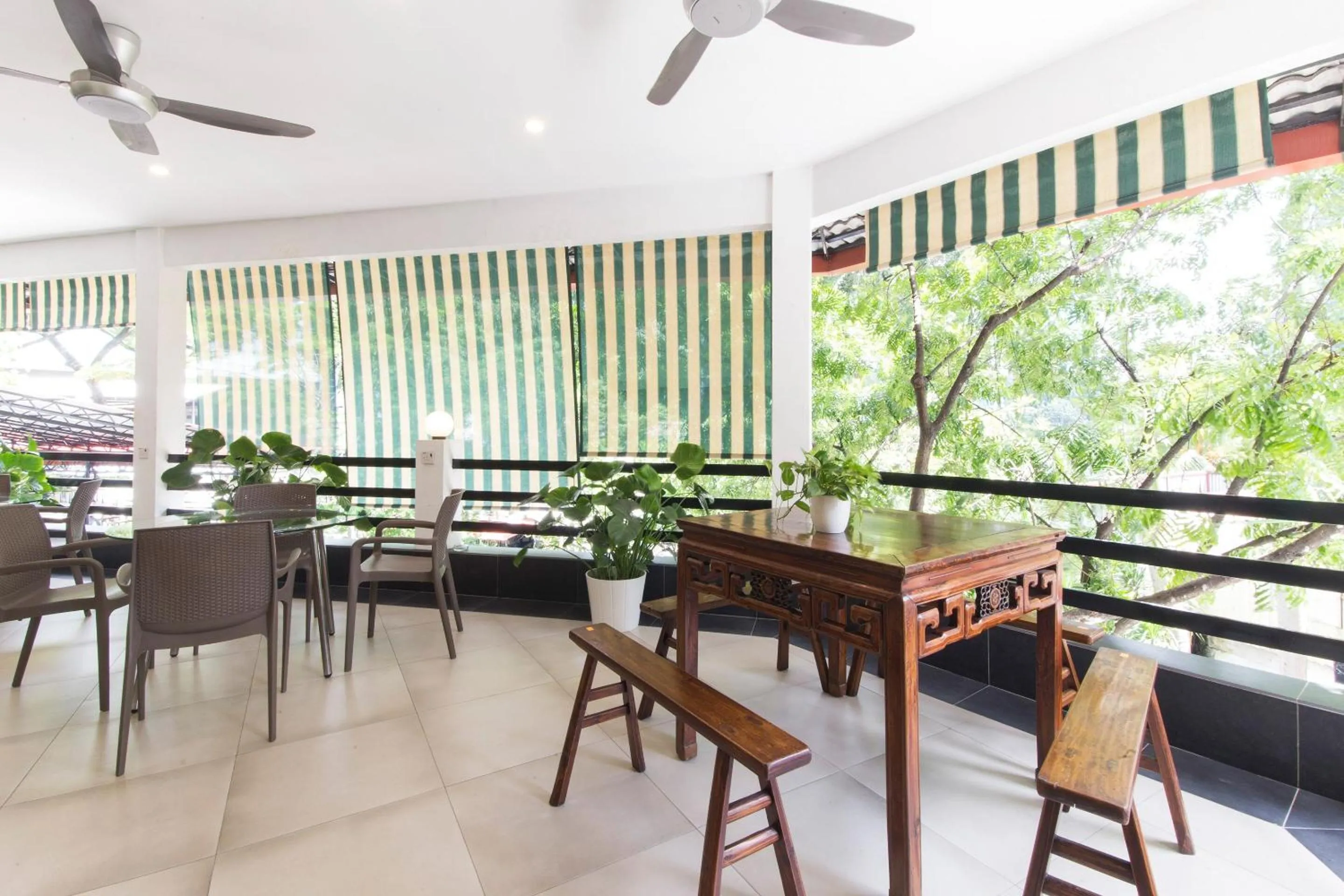 Lobby or reception in Lodge Paradize Hotel