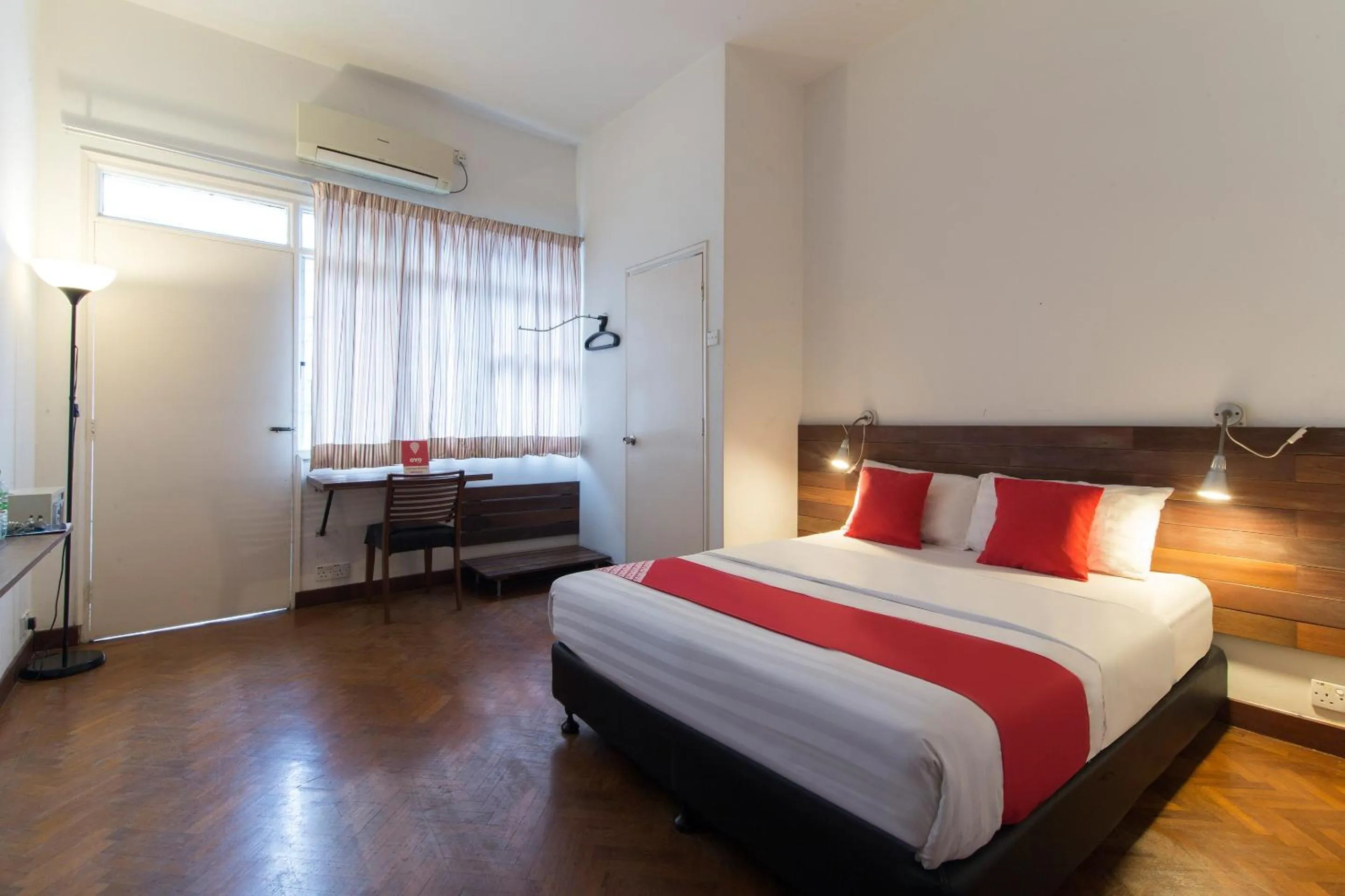 Bedroom, Bed in Lodge Paradize Hotel