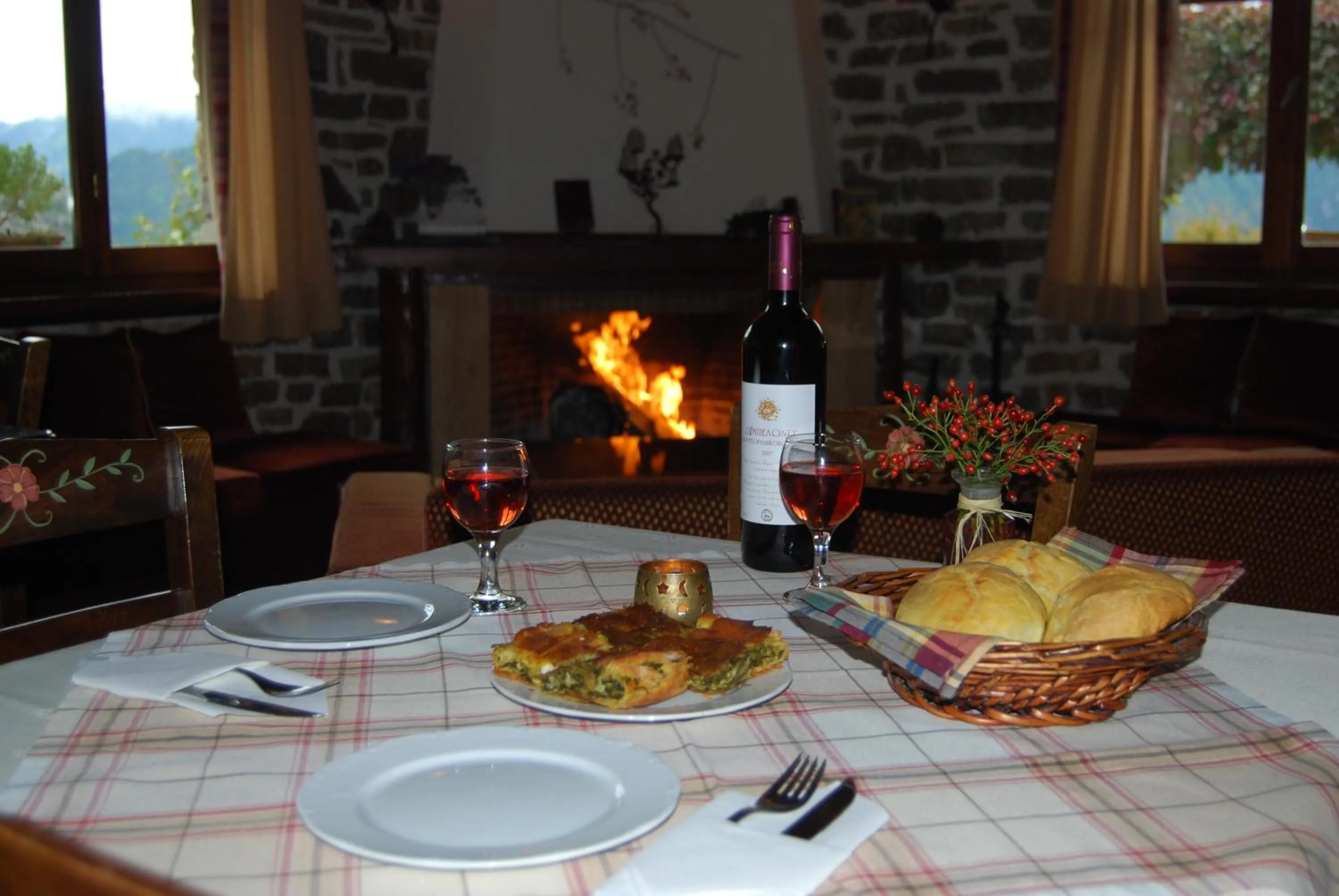 Restaurant/places to eat in Dryades Guesthouse