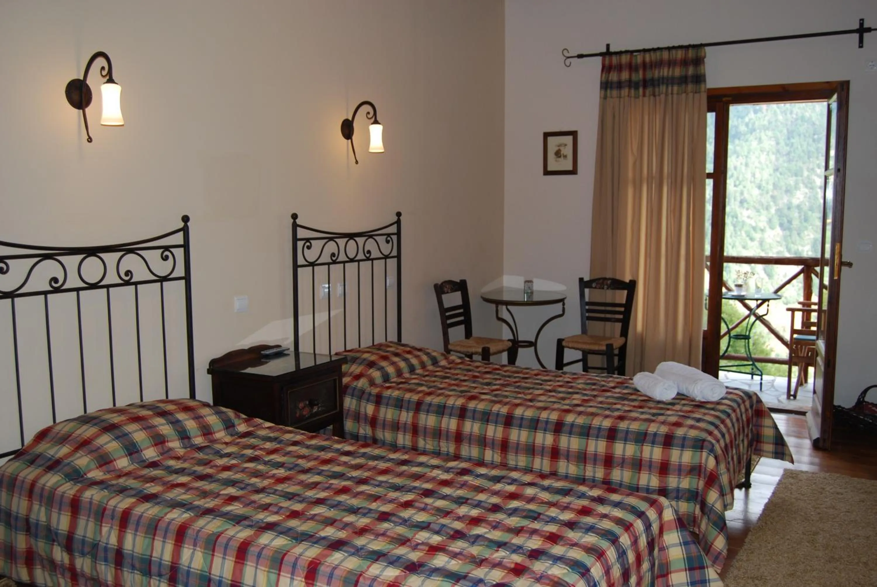 Photo of the whole room, Bed in Dryades Guesthouse