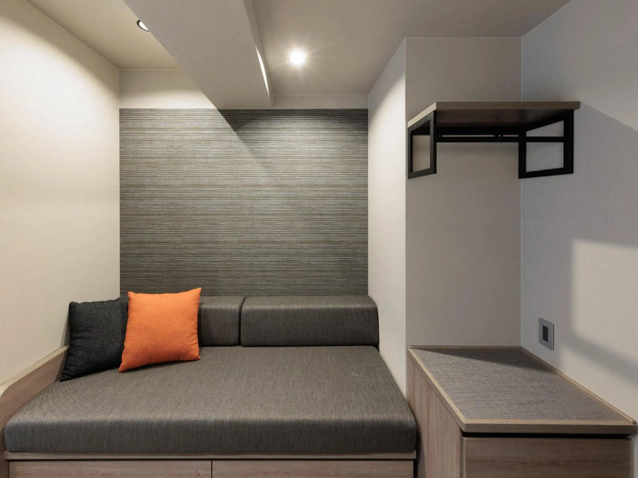 Living room, Bed in Minn Kiyomizu Gojo