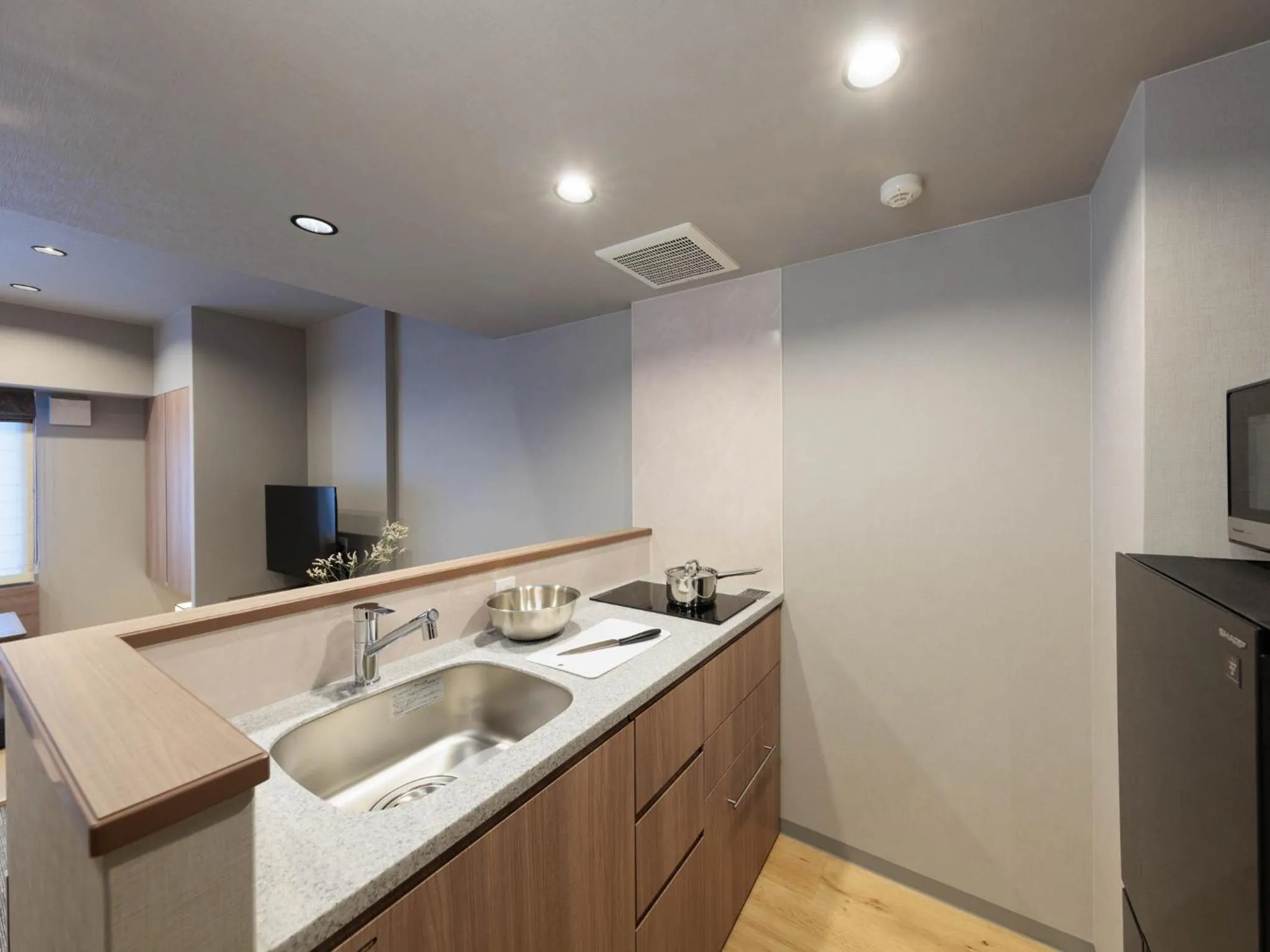 Kitchen or kitchenette in Minn Kiyomizu Gojo