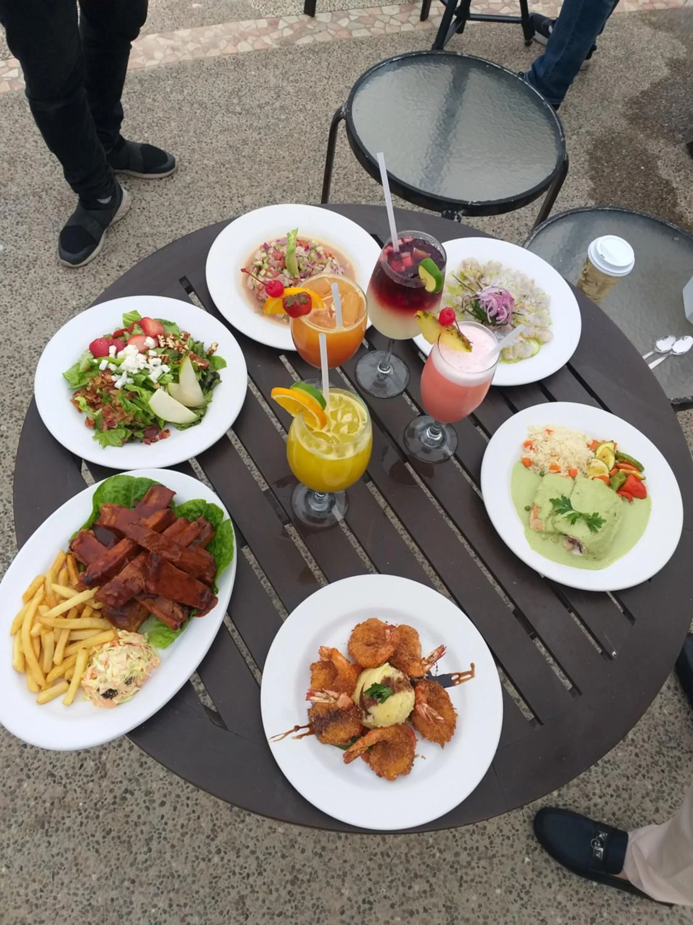 Food and drinks in Diamond Bay