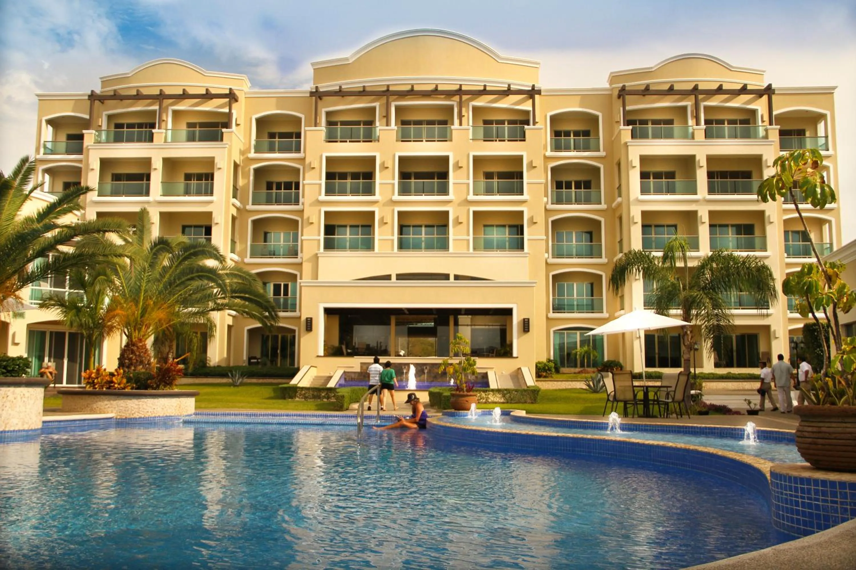 Decorative detail in Diamond Bay