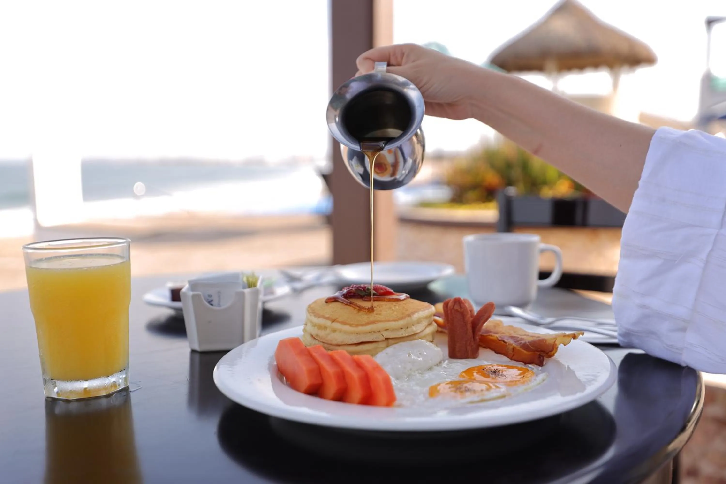 American breakfast in Diamond Bay