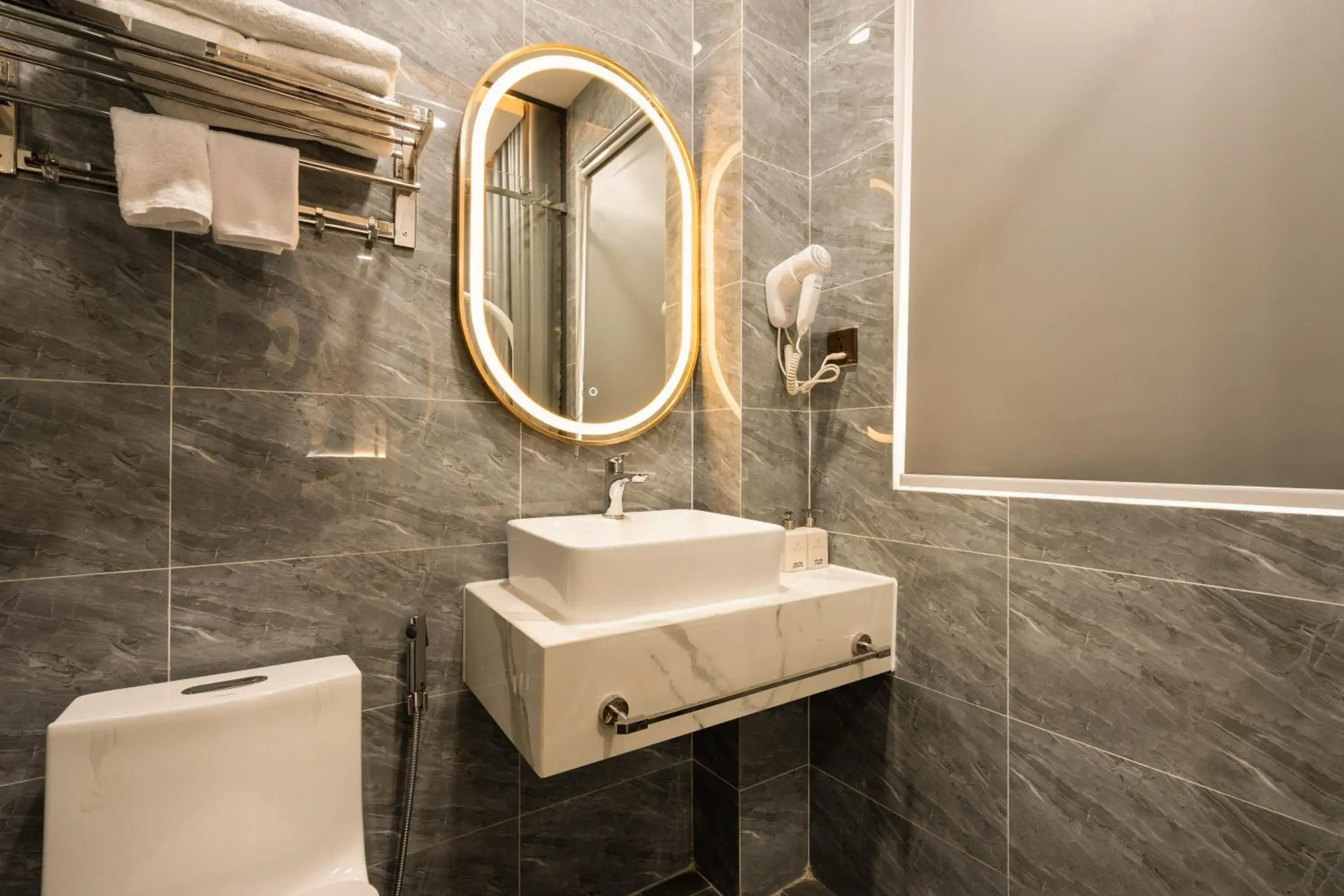 Toilet in MICASA HOTEL Toilet in MICASA HOTEL