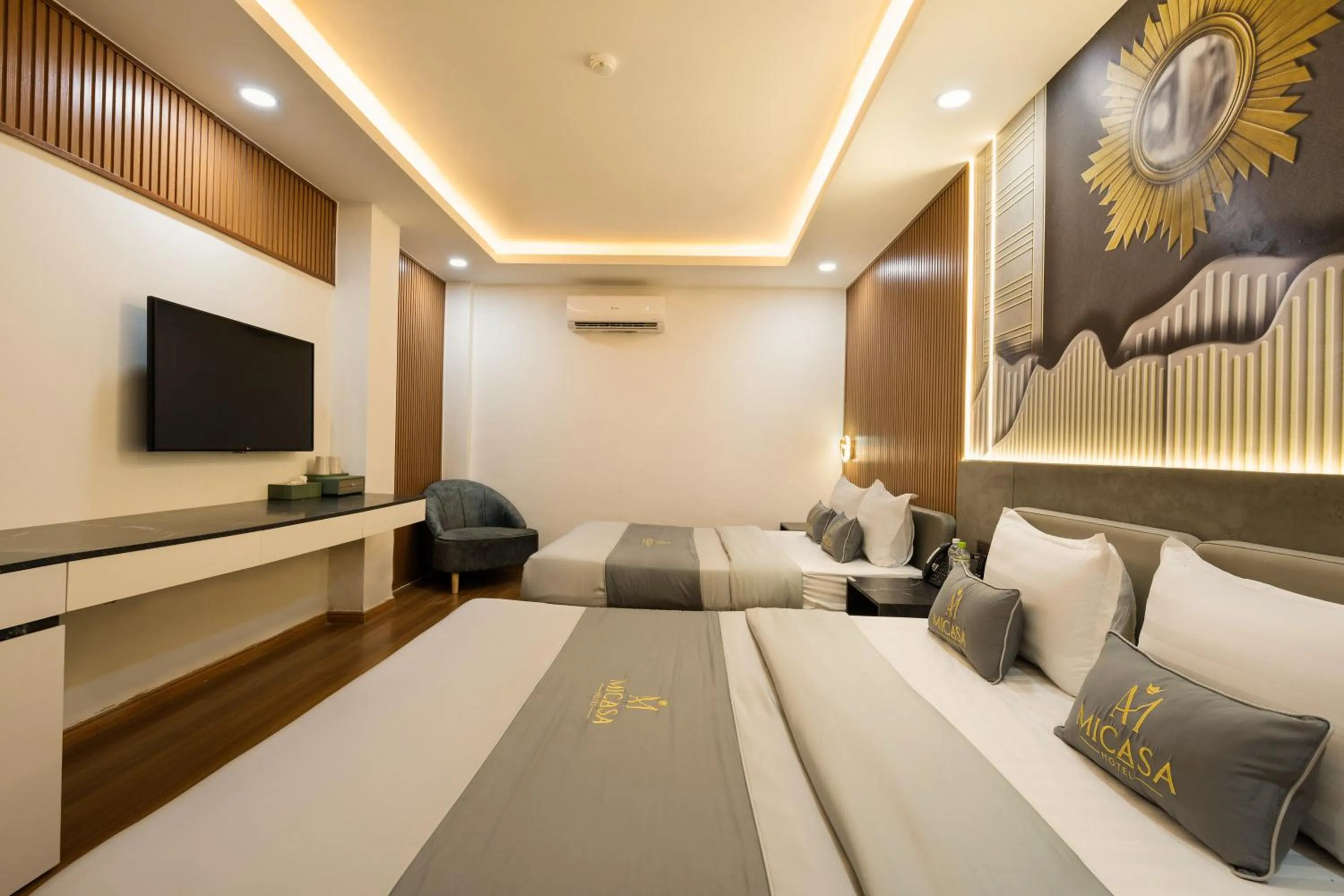 TV and multimedia, Bed in MICASA HOTEL