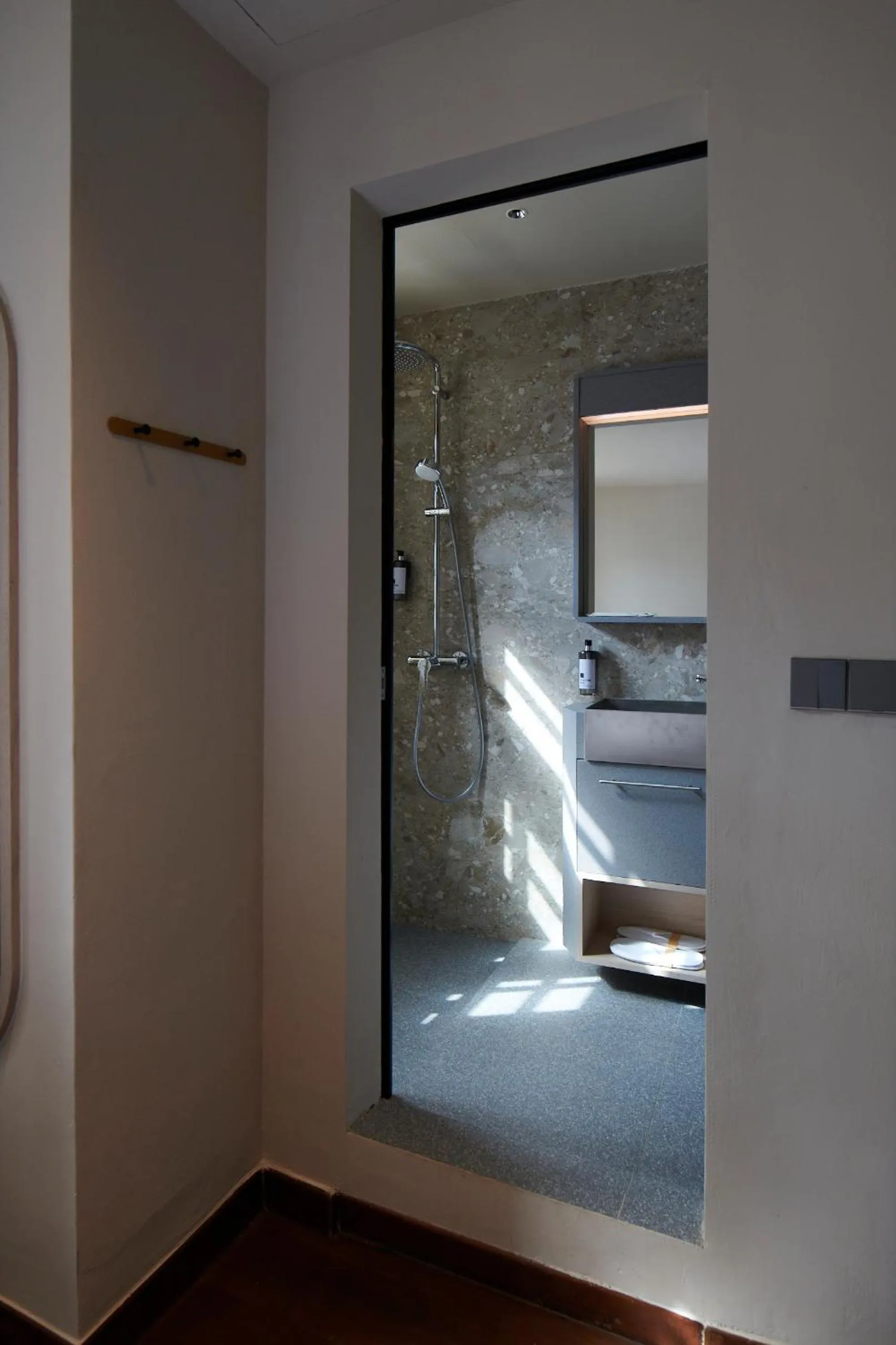 Bathroom, Bed in KINN Studios