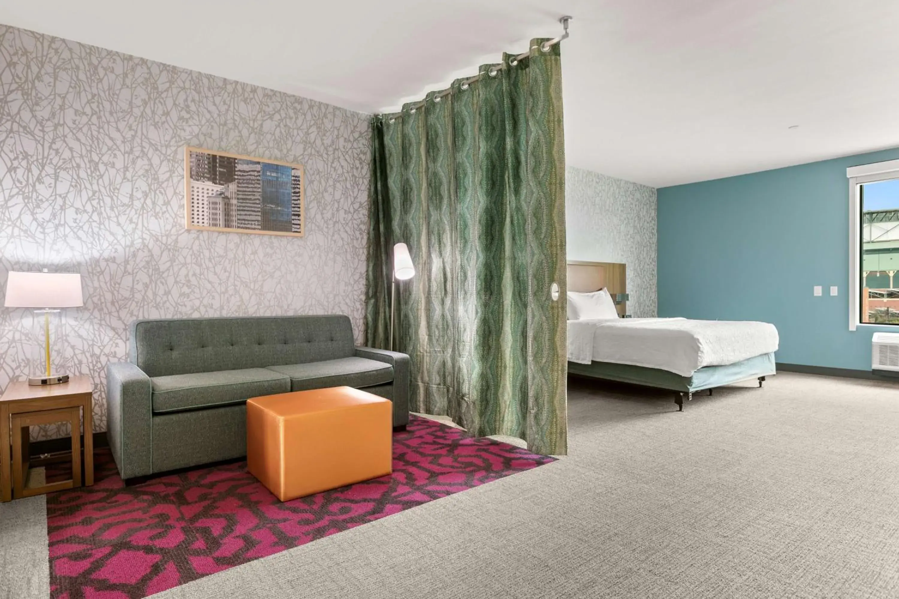 King Studio with Bath Tub - Mobility Accessible in Home2 Suites By Hilton Phoenix Downtown King Studio with Bath Tub - Mobility Accessible in Home2 Suites By Hilton Phoenix Downtown