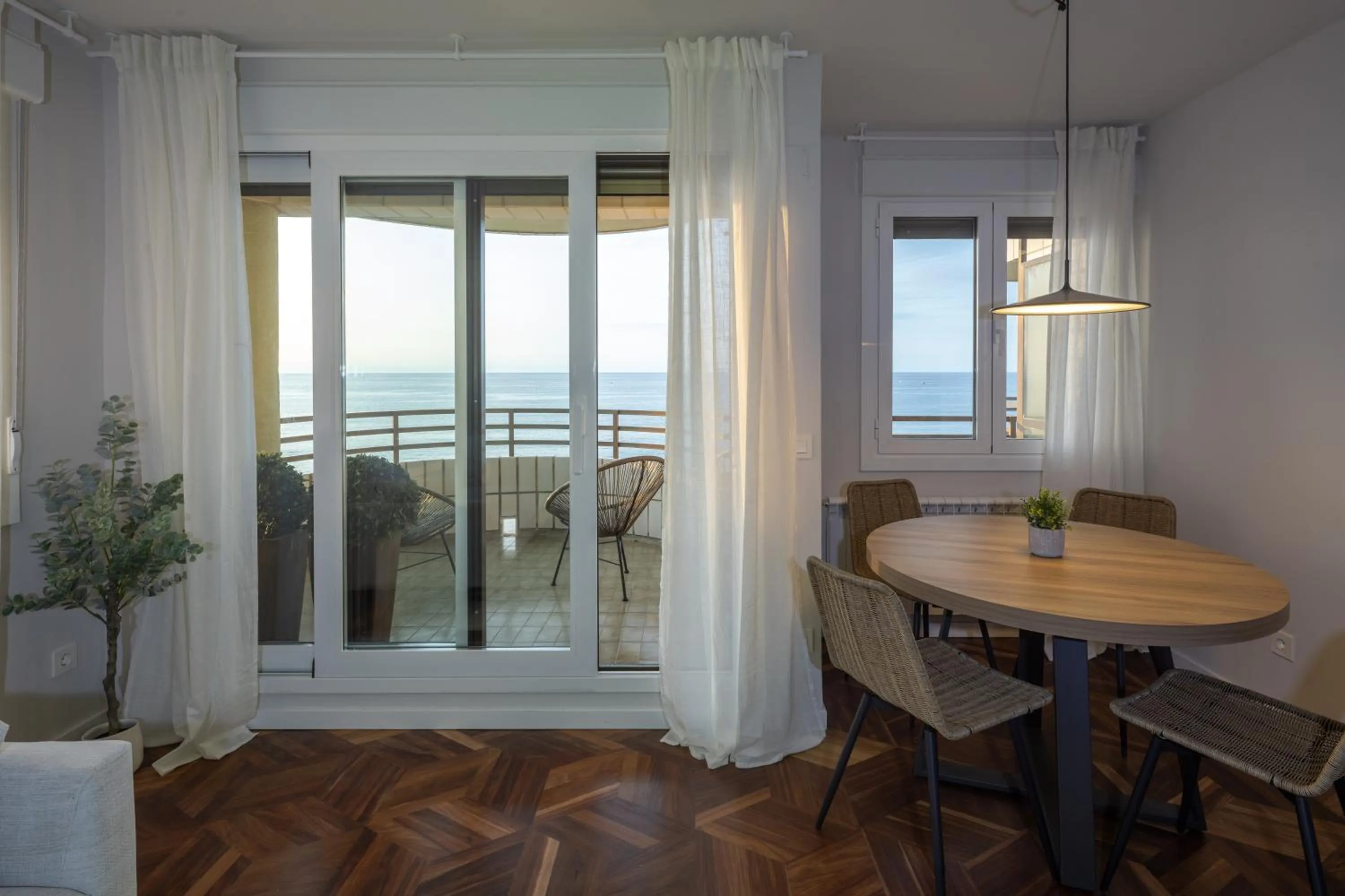 Zarautz Beach with parking by Aston Rentals