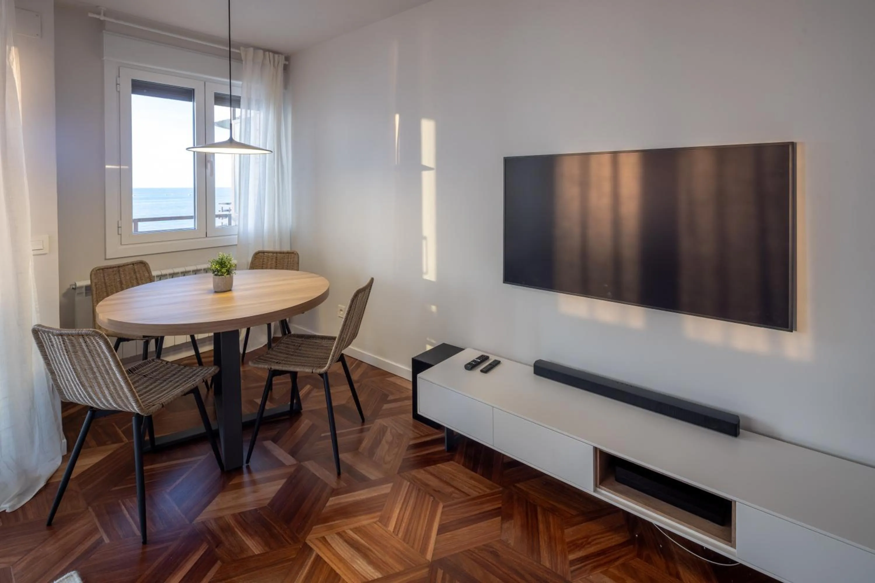 Zarautz Beach with parking by Aston Rentals