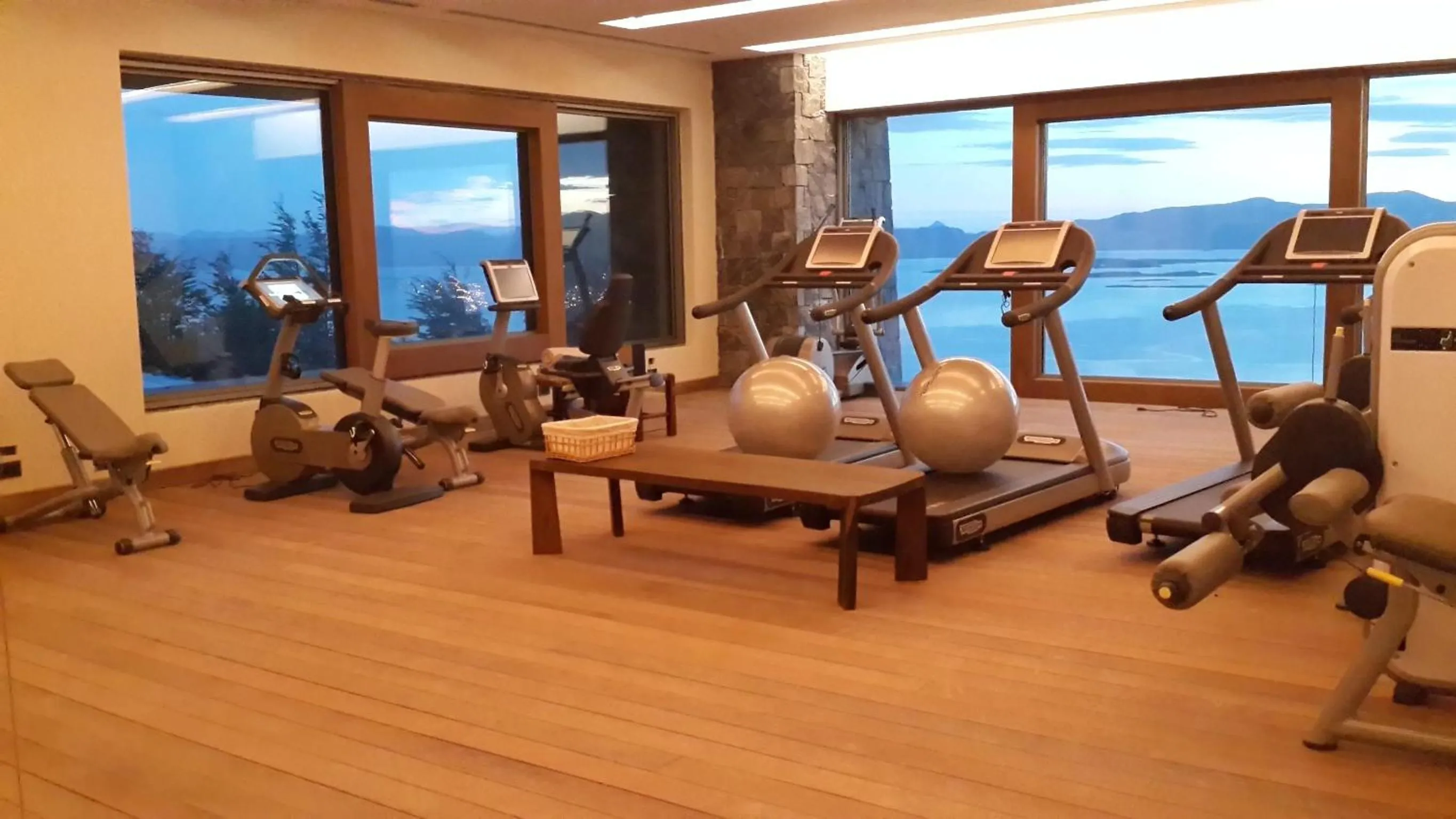 Fitness centre/facilities in Arakur Ushuaia Resort & Spa