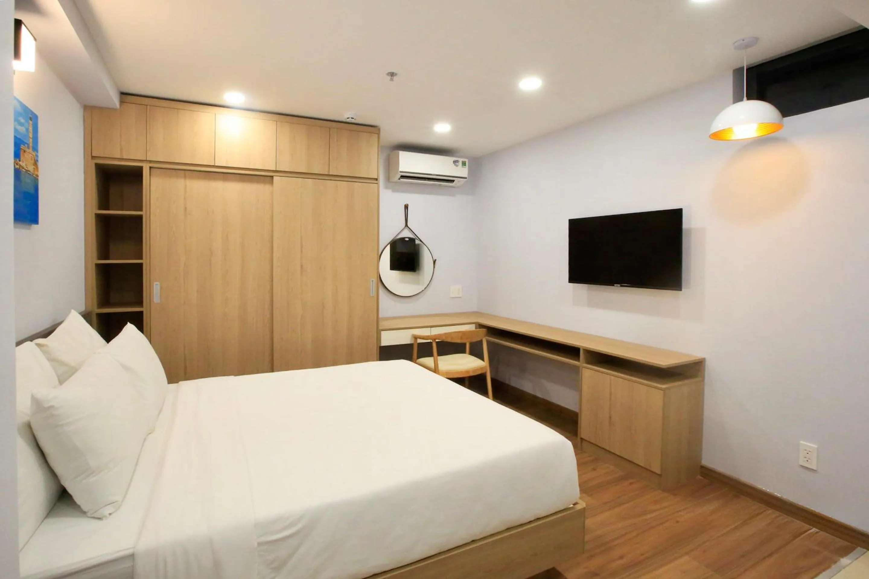TV and multimedia, Bed in Cityhouse - LightHouse SG