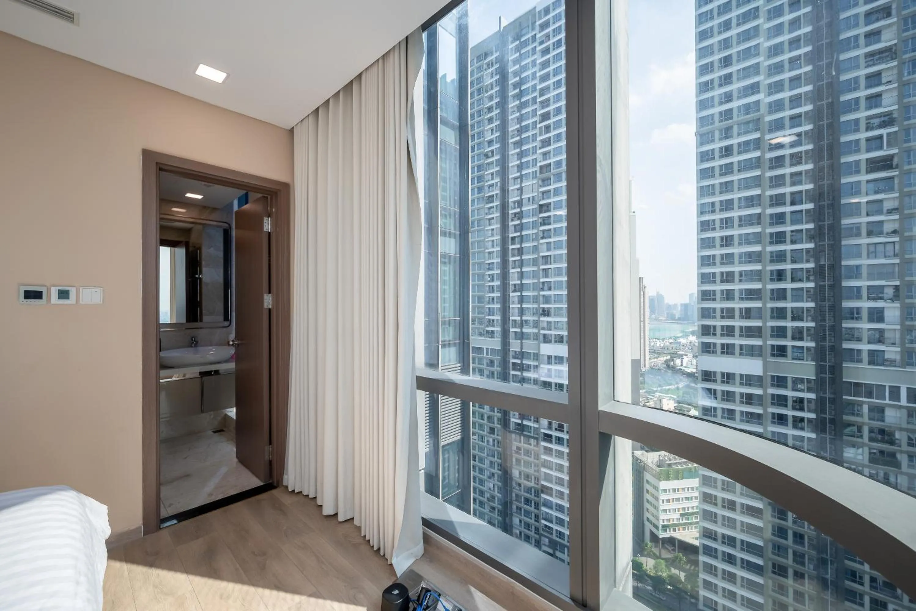 LANDMARK 81 CONDOTEL CBD in HCMC