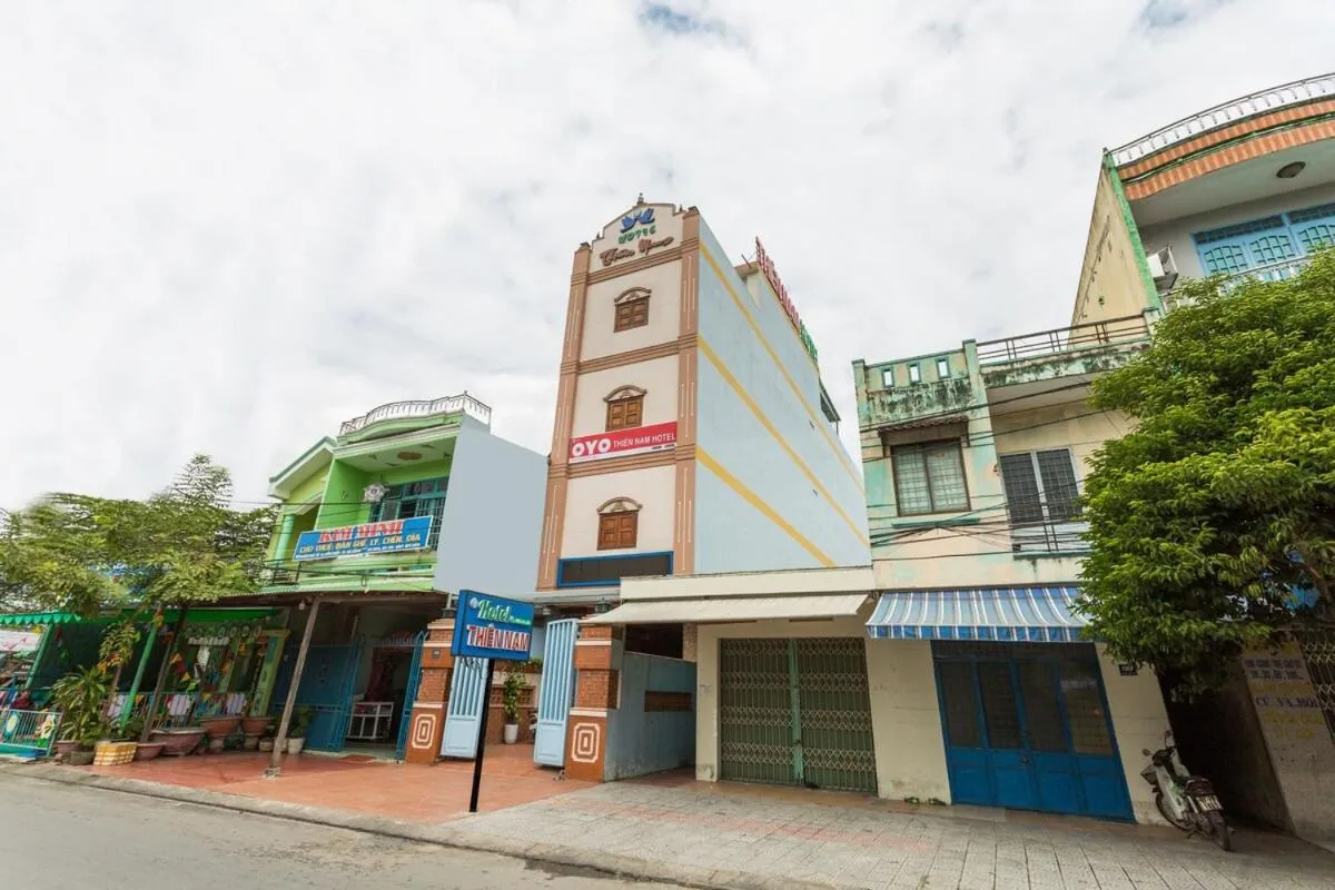 Facade/entrance in OYO 638 Thien Nam Hotel