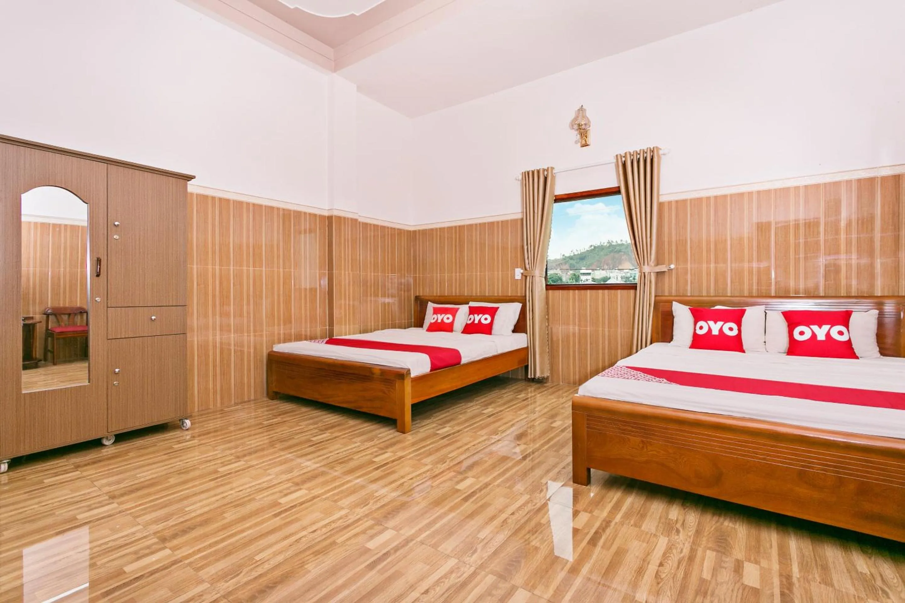 Bedroom, Bed in OYO 638 Thien Nam Hotel