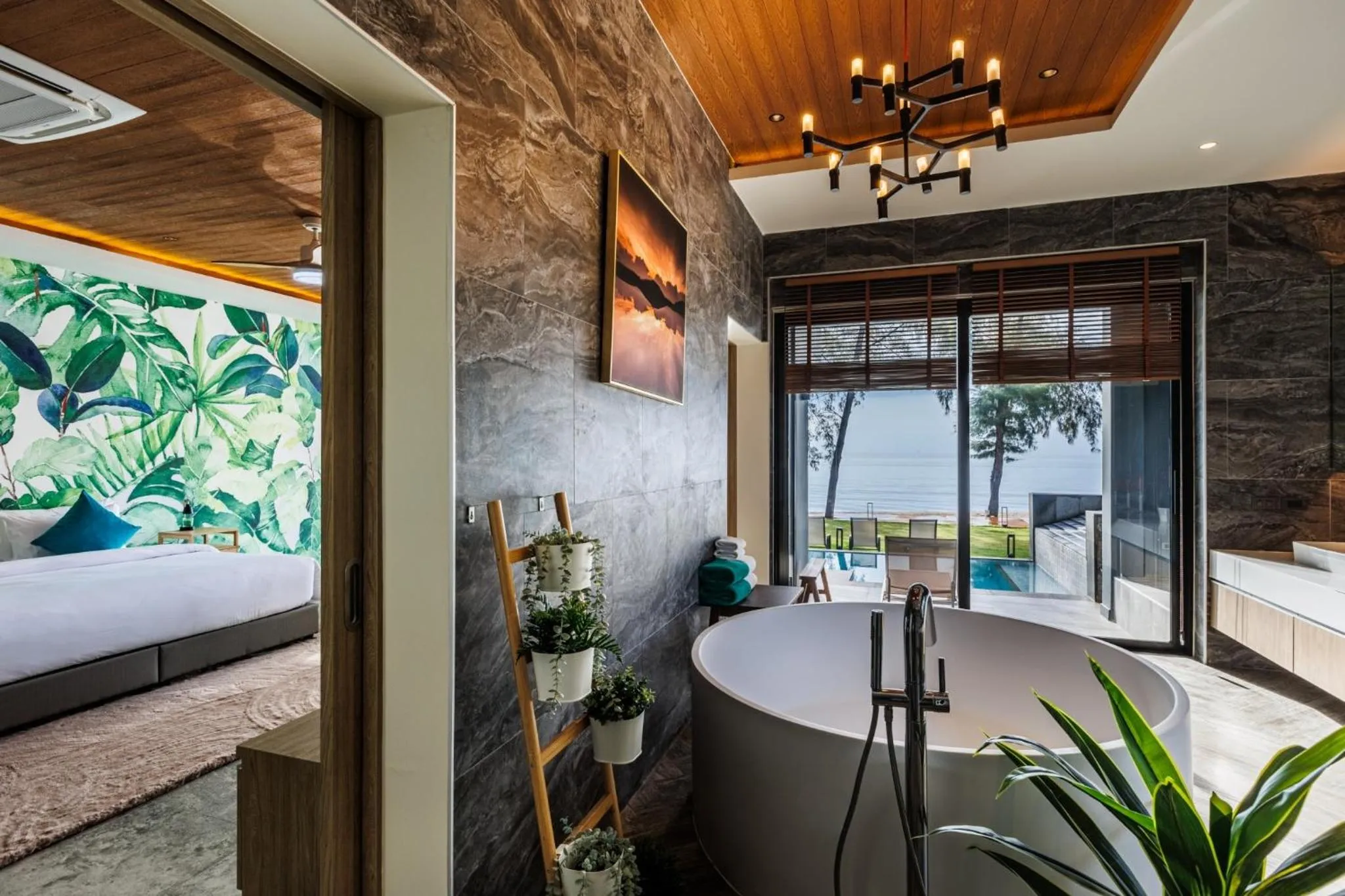 Bathroom, Bed in Emmarin Villa