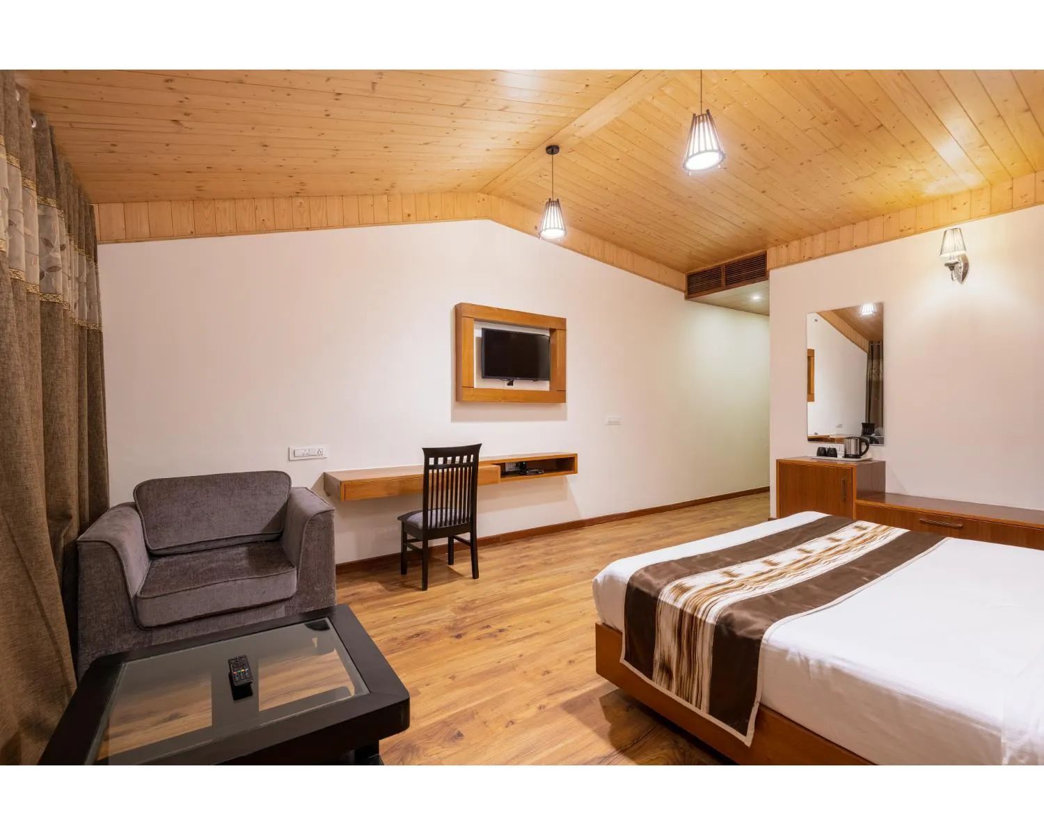 Bed in The Serenity Resort Spa