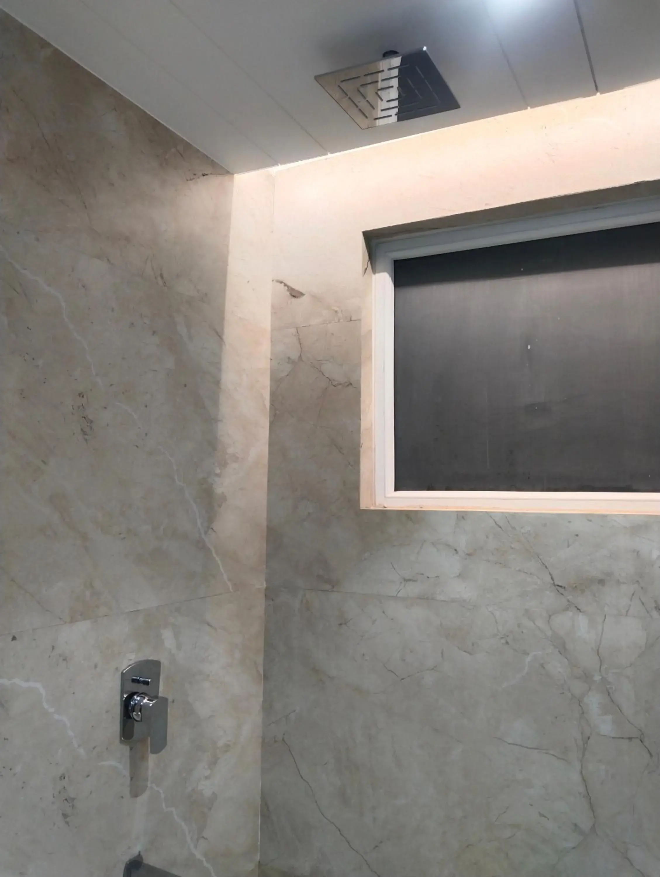 Shower in Buddha Stays Shower in Buddha Stays