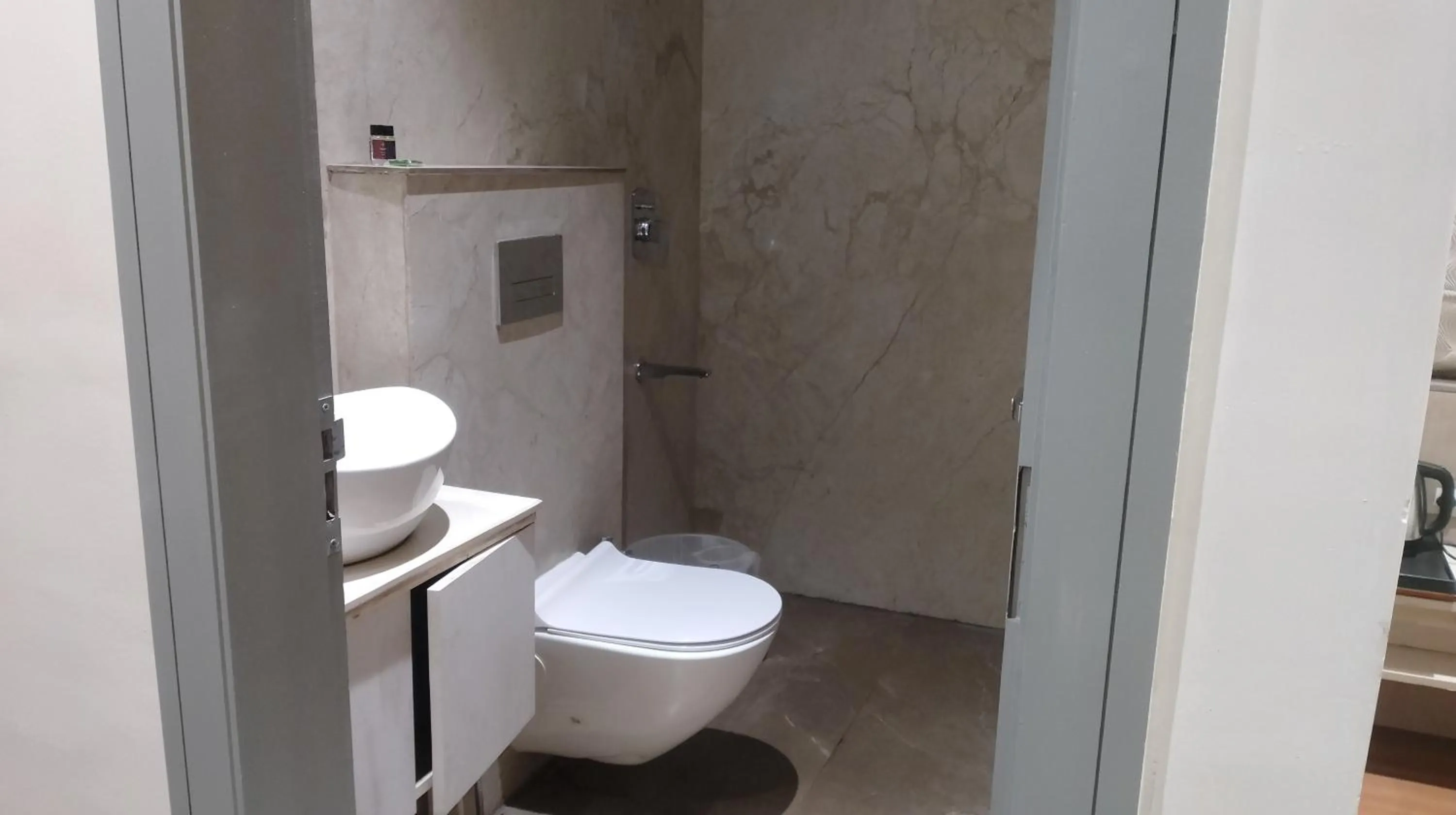 Bathroom in Buddha Stays