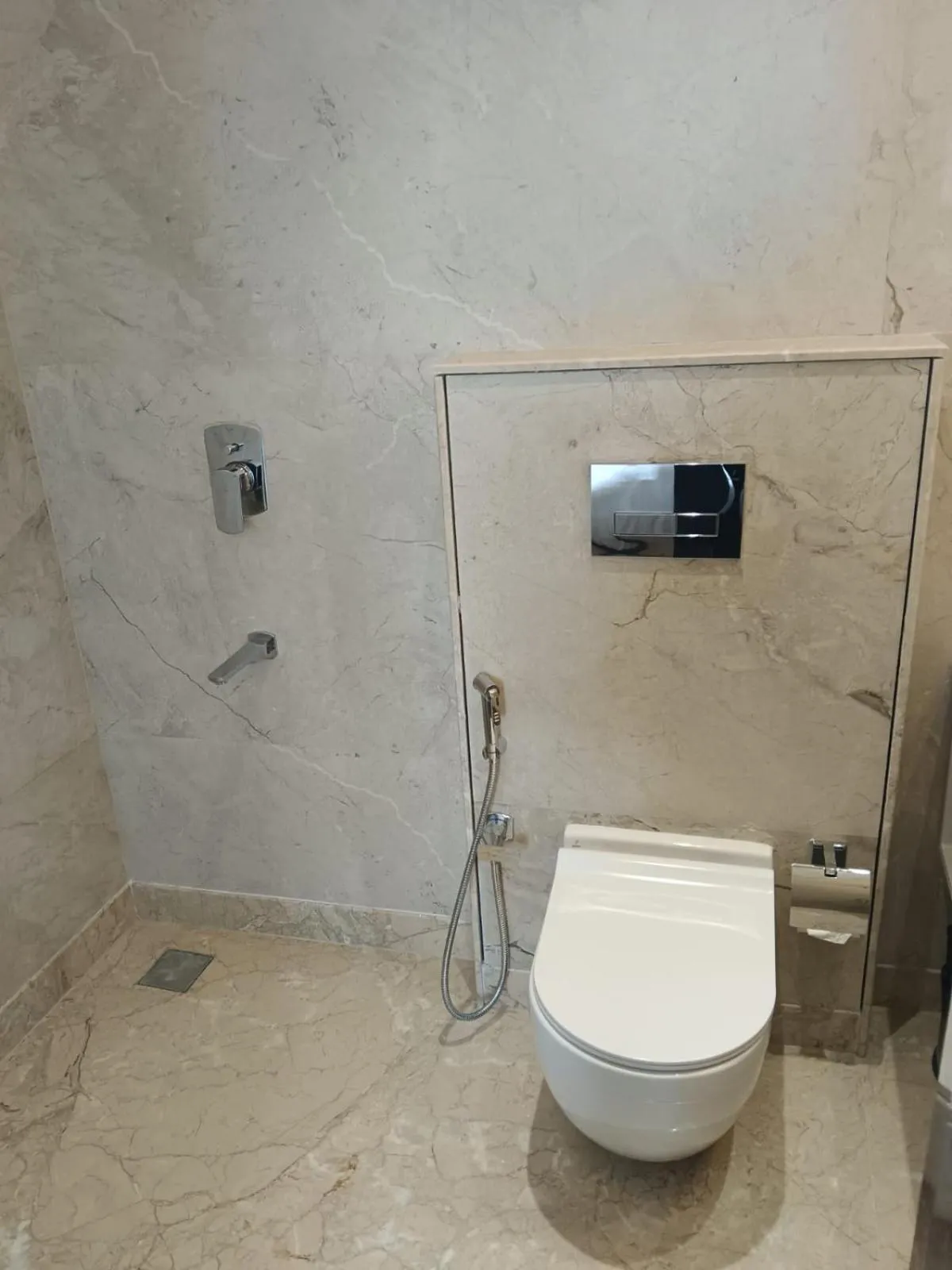 Shower in Buddha Stays