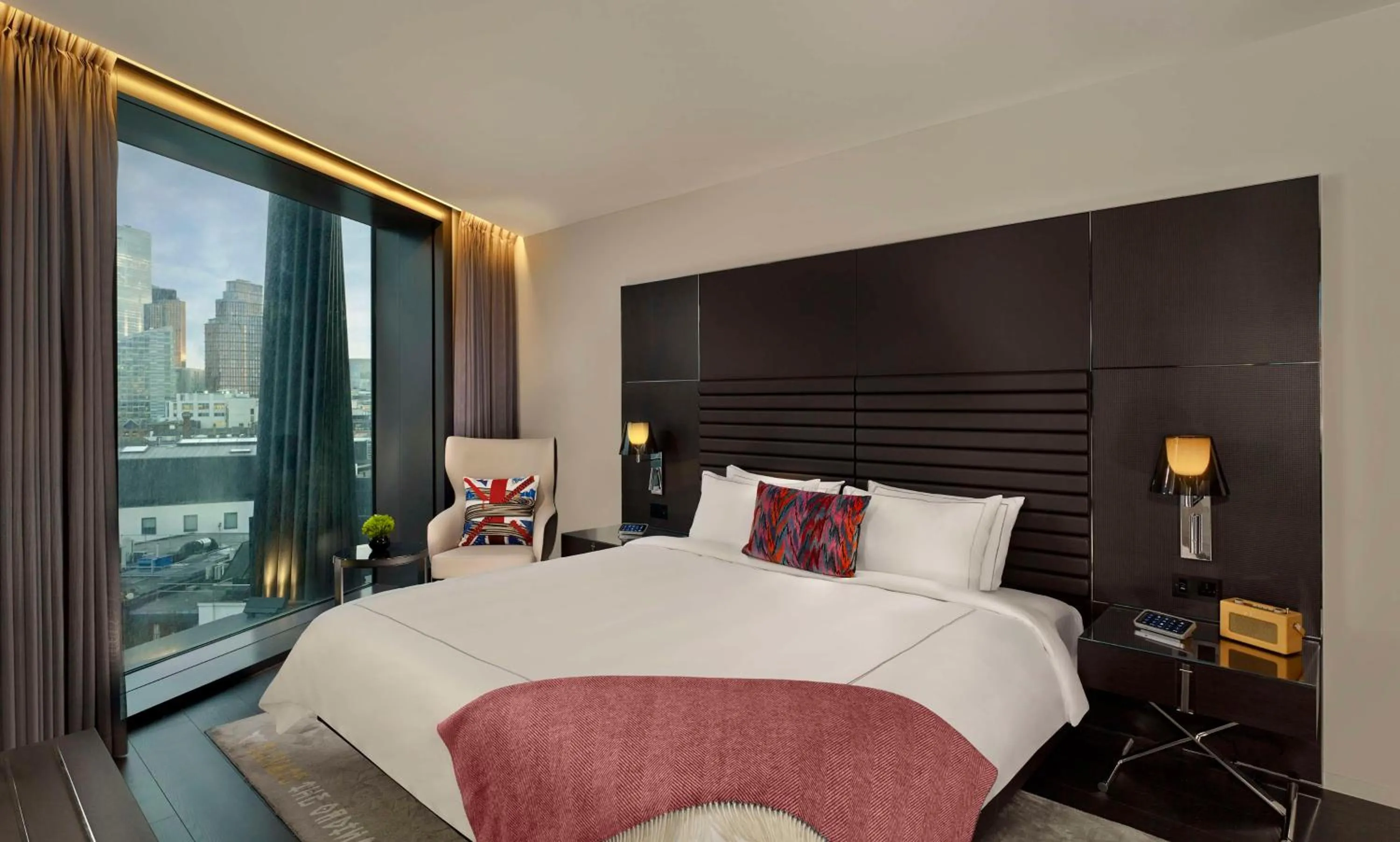 Bedroom, Bed in art'otel London Hoxton